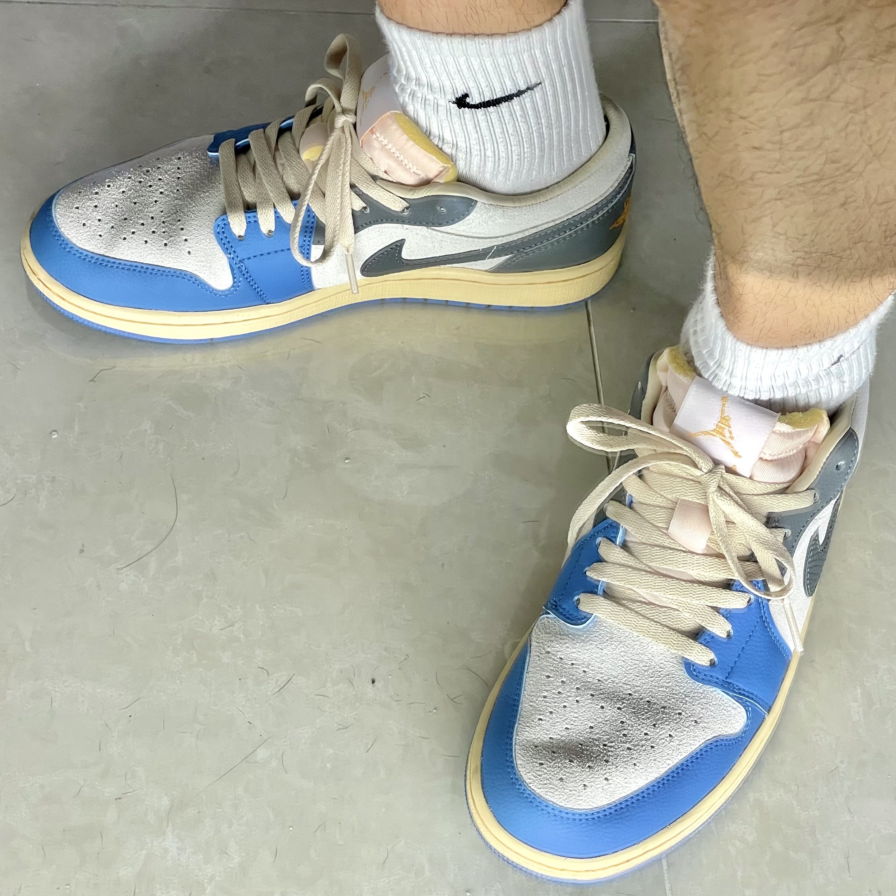Jordan 1 Low SE Tokyo 96 착용 스타일
