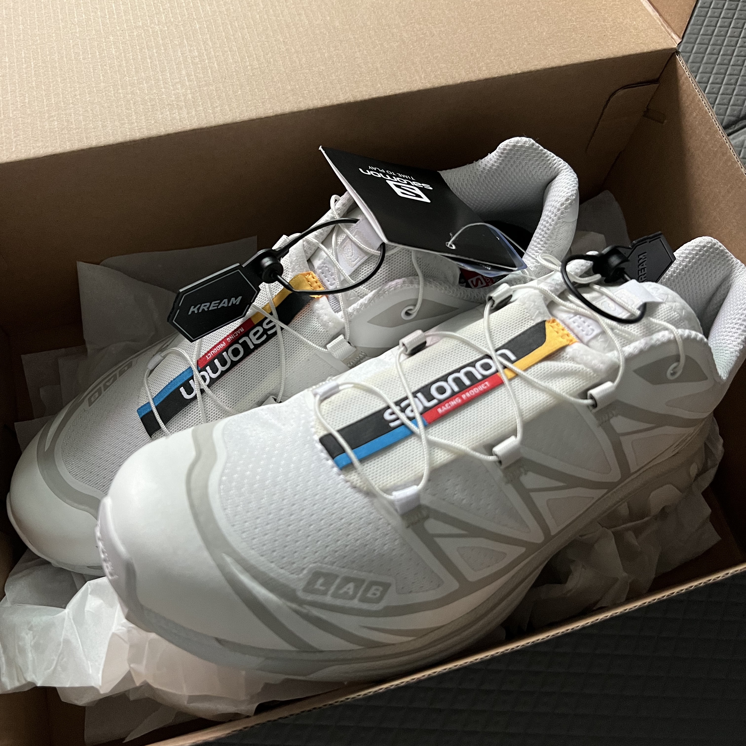 Salomon XT-6 ADV White 착용 스타일