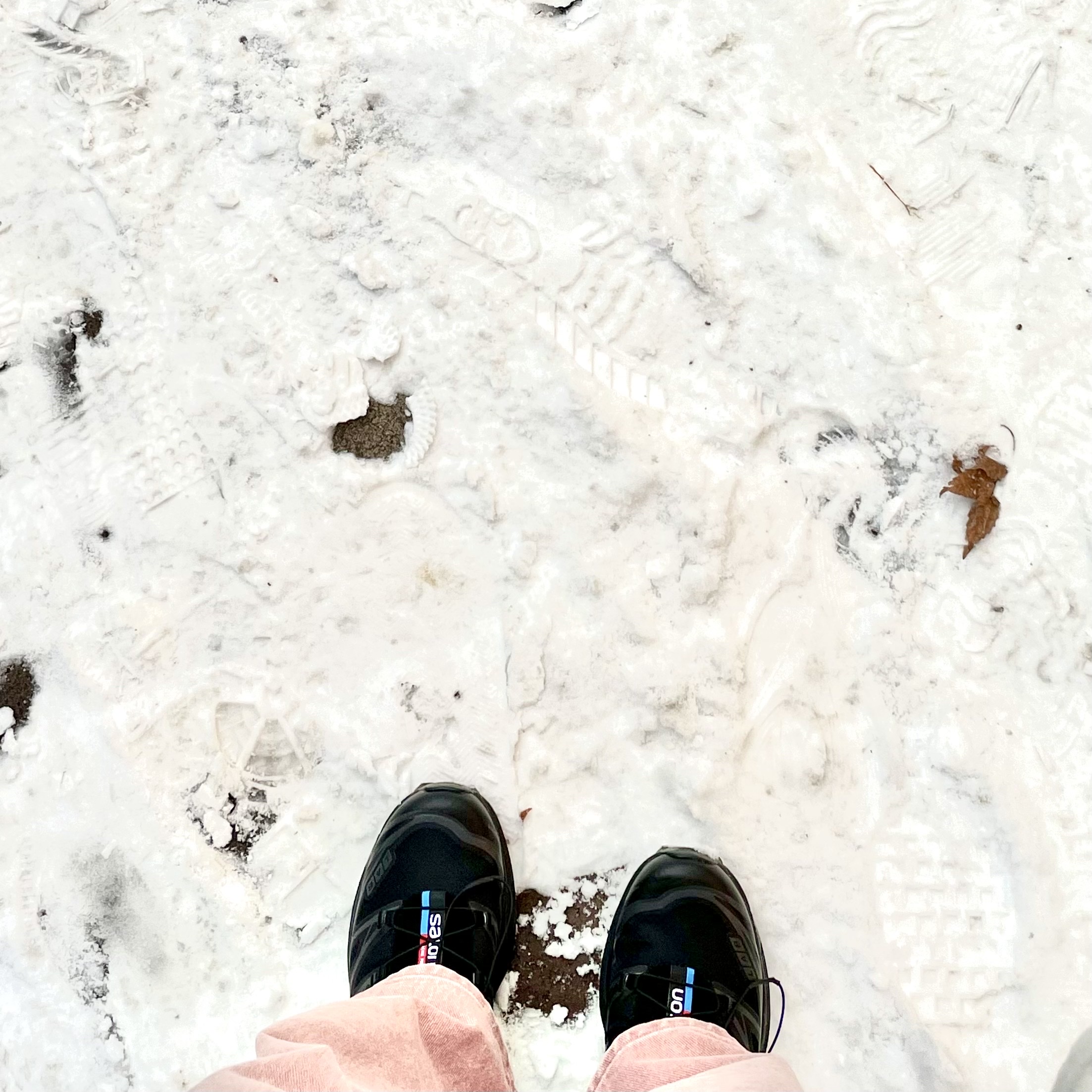Salomon XT-6 ADV Black 착용 스타일 - 4