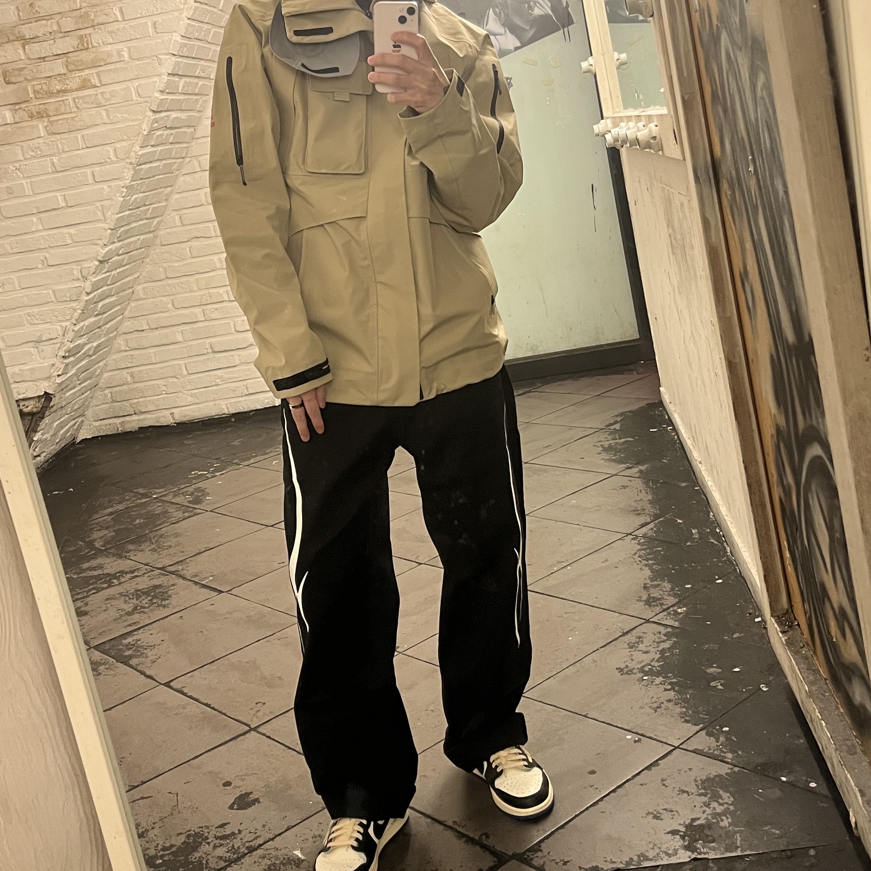 Nike x Travis Scott NRG BH Jacket Limestone - US/EU 착용 스타일