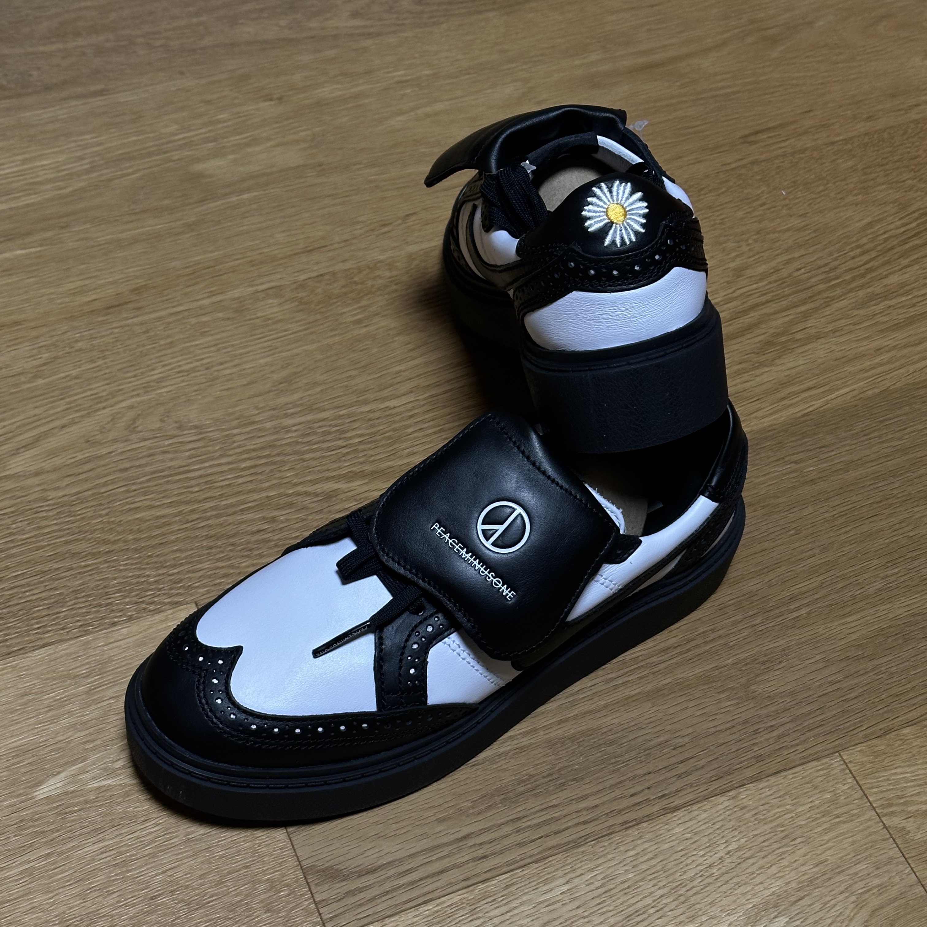 Nike x Peaceminusone Kwondo1 Black and White 착용 스타일