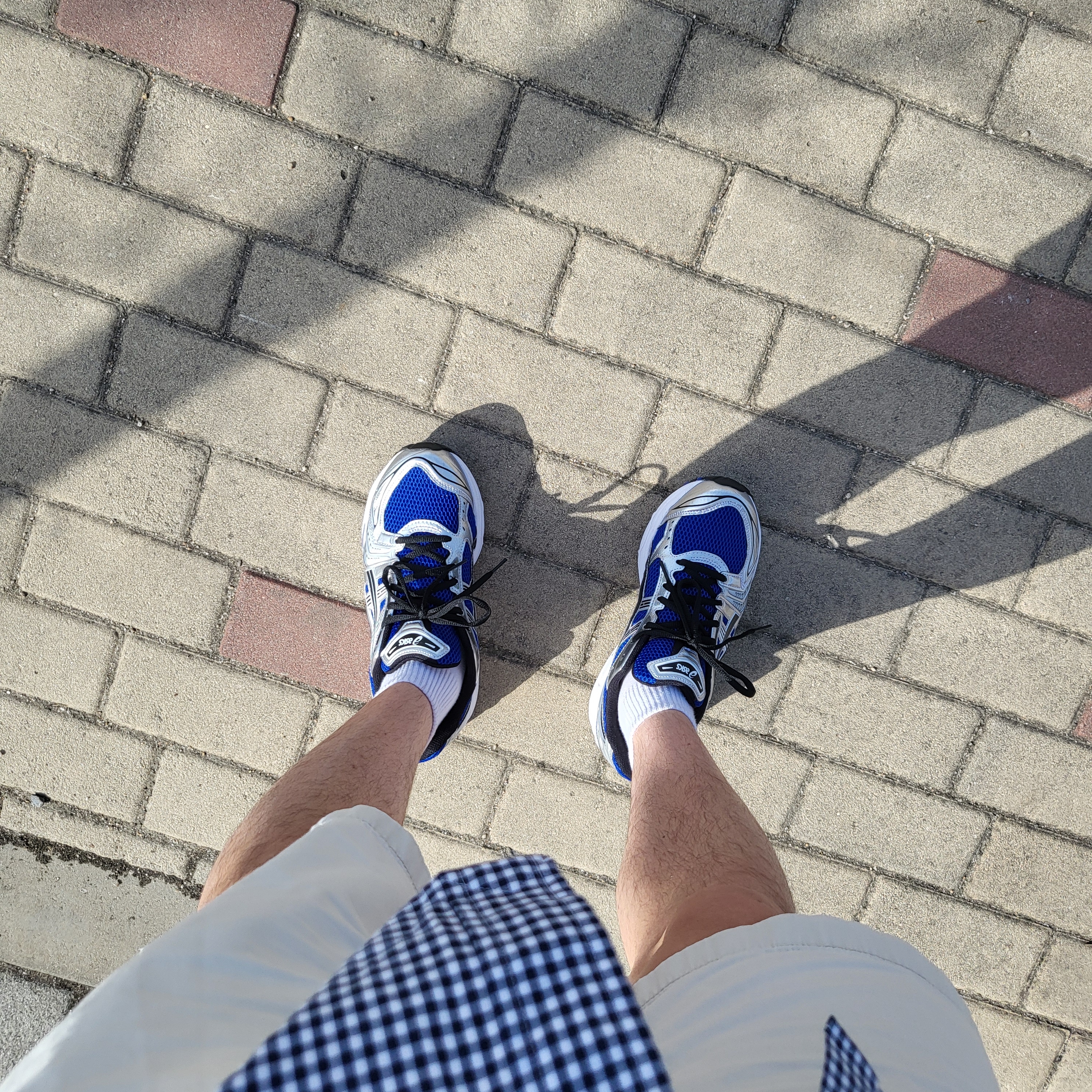Asics Gel-Kayano 14 Monaco Blue Black 착용 스타일
