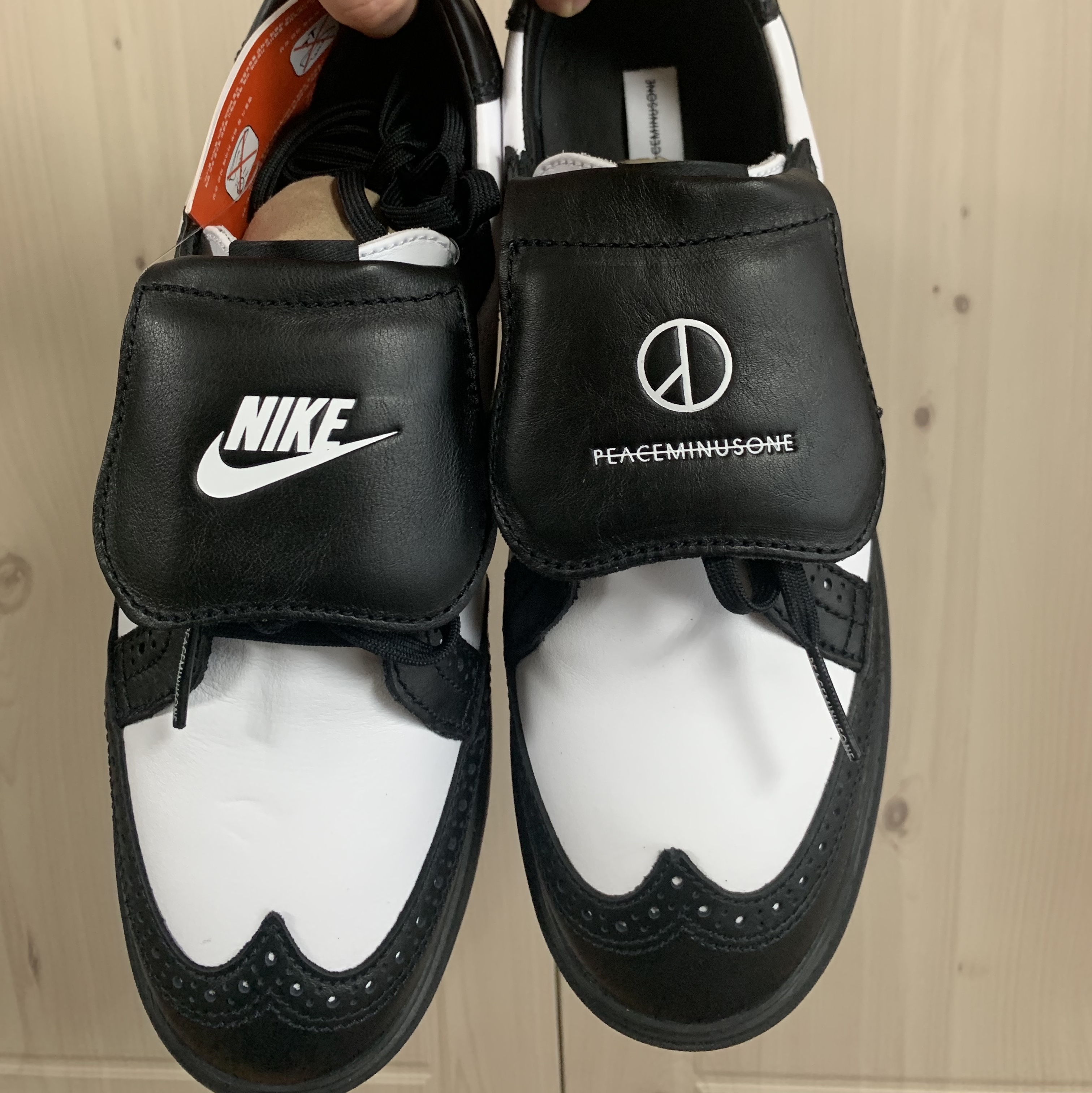Nike x Peaceminusone Kwondo1 Black and White 착용 스타일 - 5