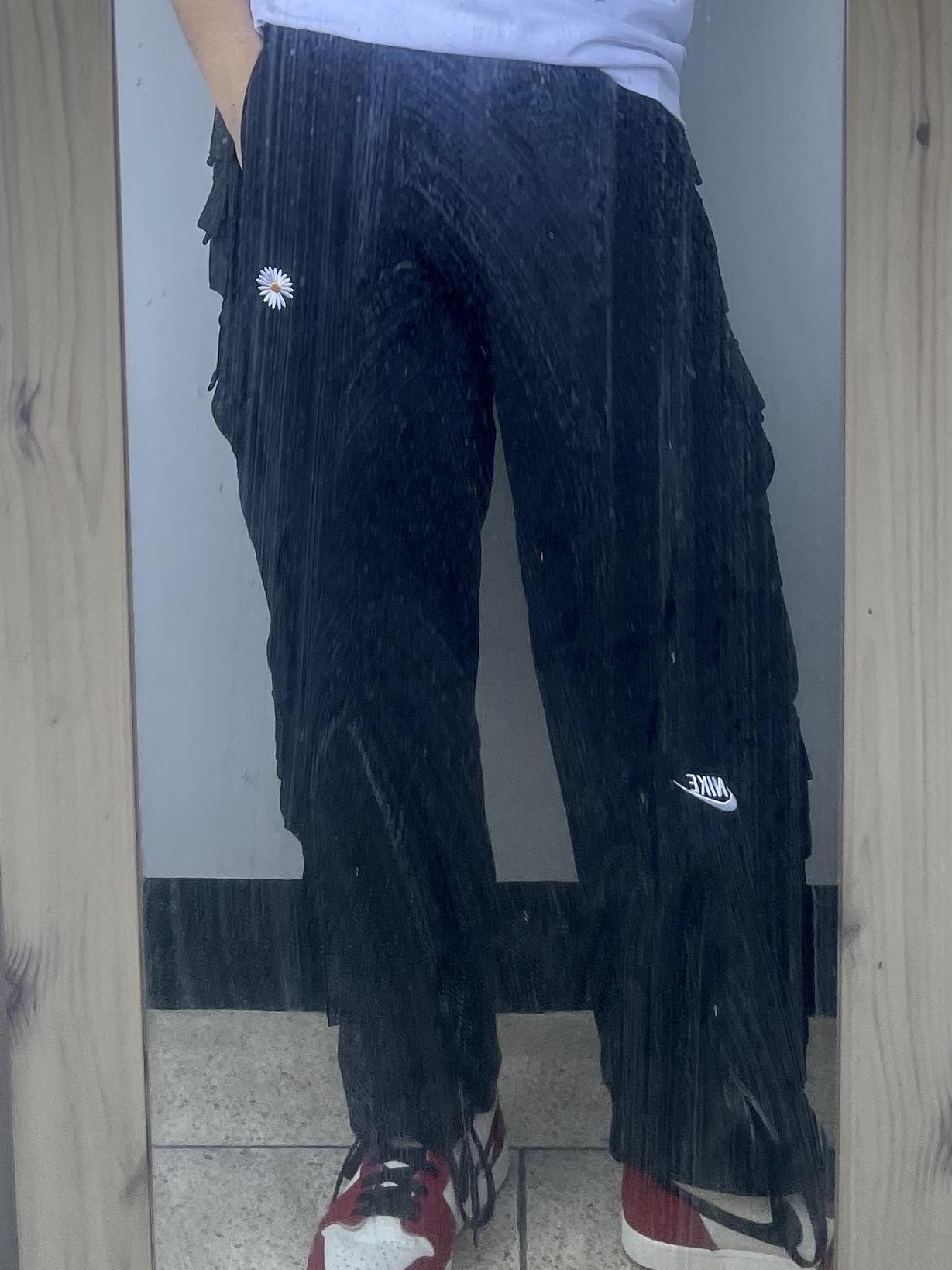 Nike x Peaceminusone Wide Pants Black (DR0096-010), Jordan 1 Retro High OG Chicago 2022 착용 스타일 - 3