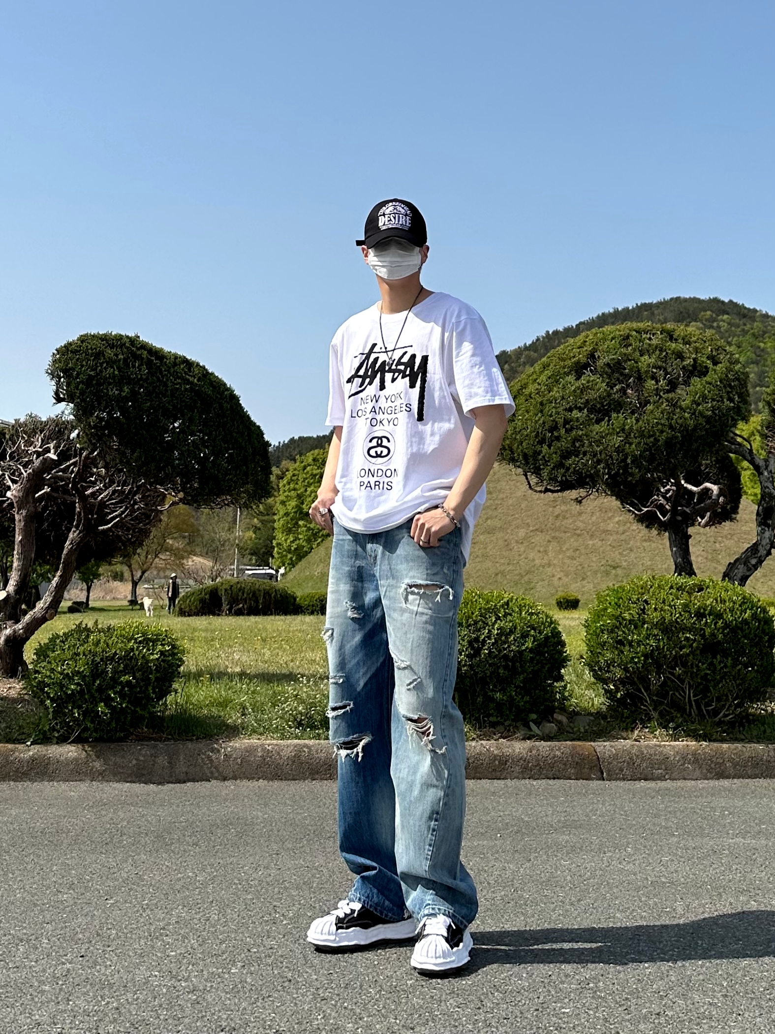 Maison Mihara Yasuhiro Blakey OG Sole Canvas Low-top Sneakers Black White 착용 스타일 - 4