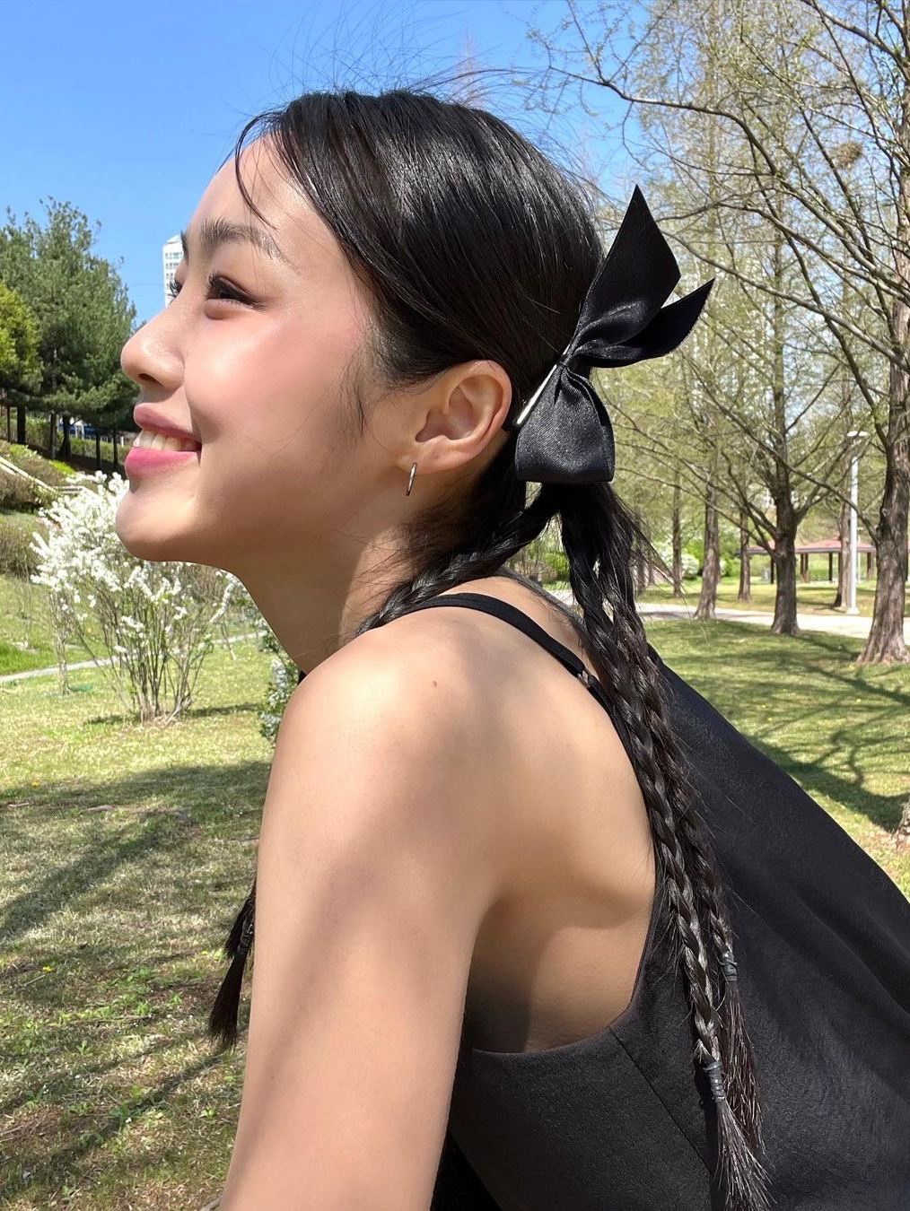 Haveless Women Cecil Back Ribbon Blouse Black, Haveless Women Cecil Back Ribbon Blouse Creme 착용 스타일