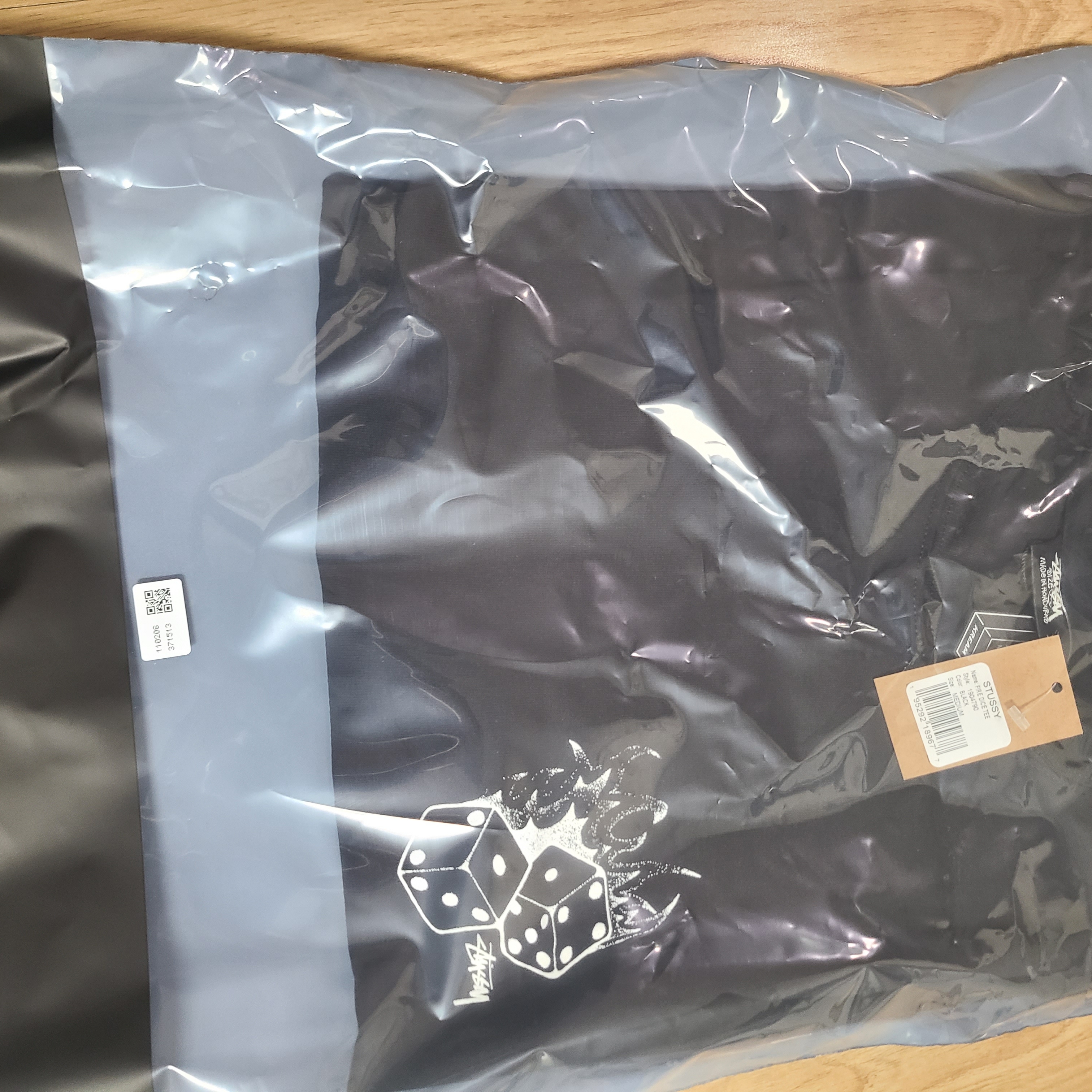Stussy Fire Dice T-Shirt Black 착용 스타일