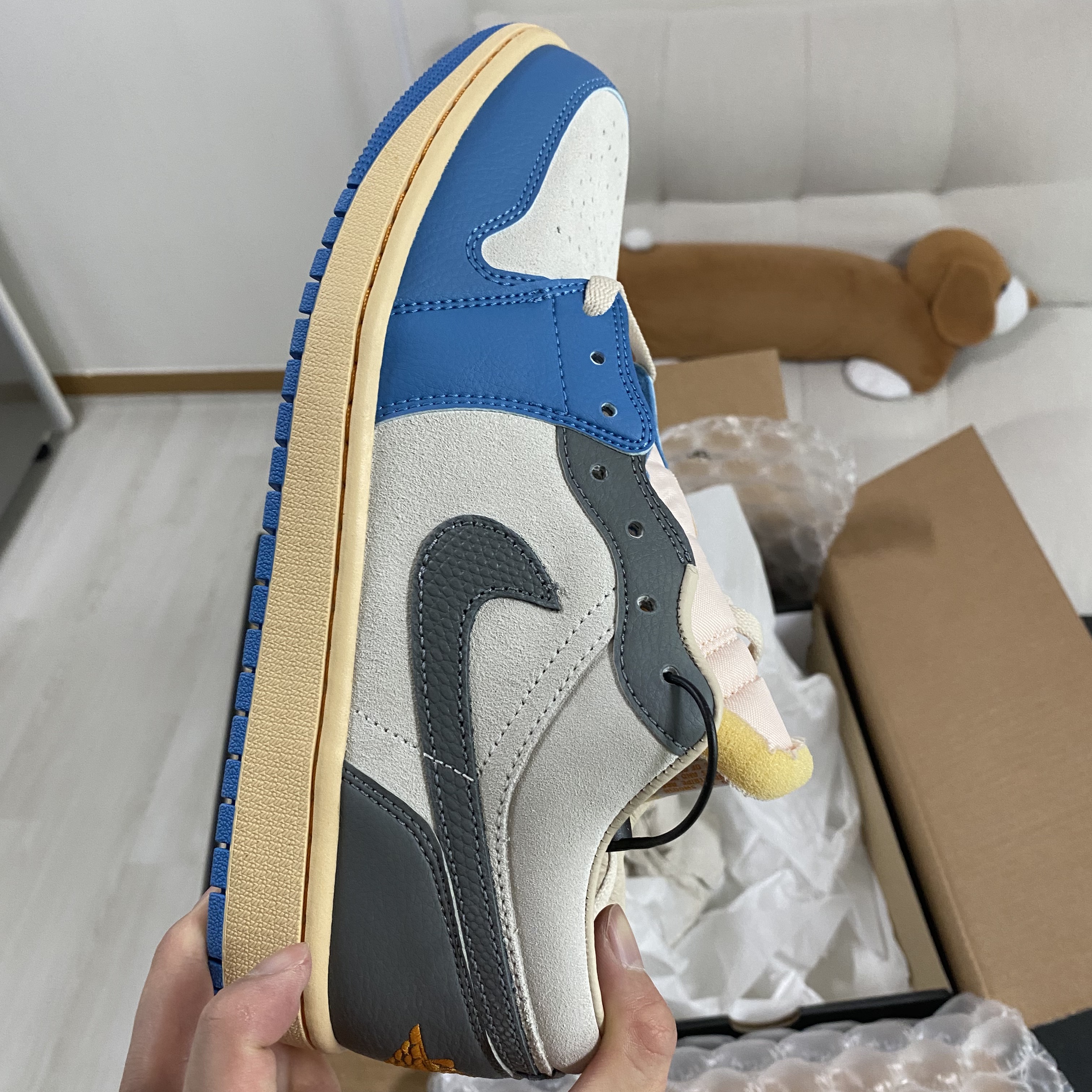 Jordan 1 Low SE Tokyo 96 착용 스타일