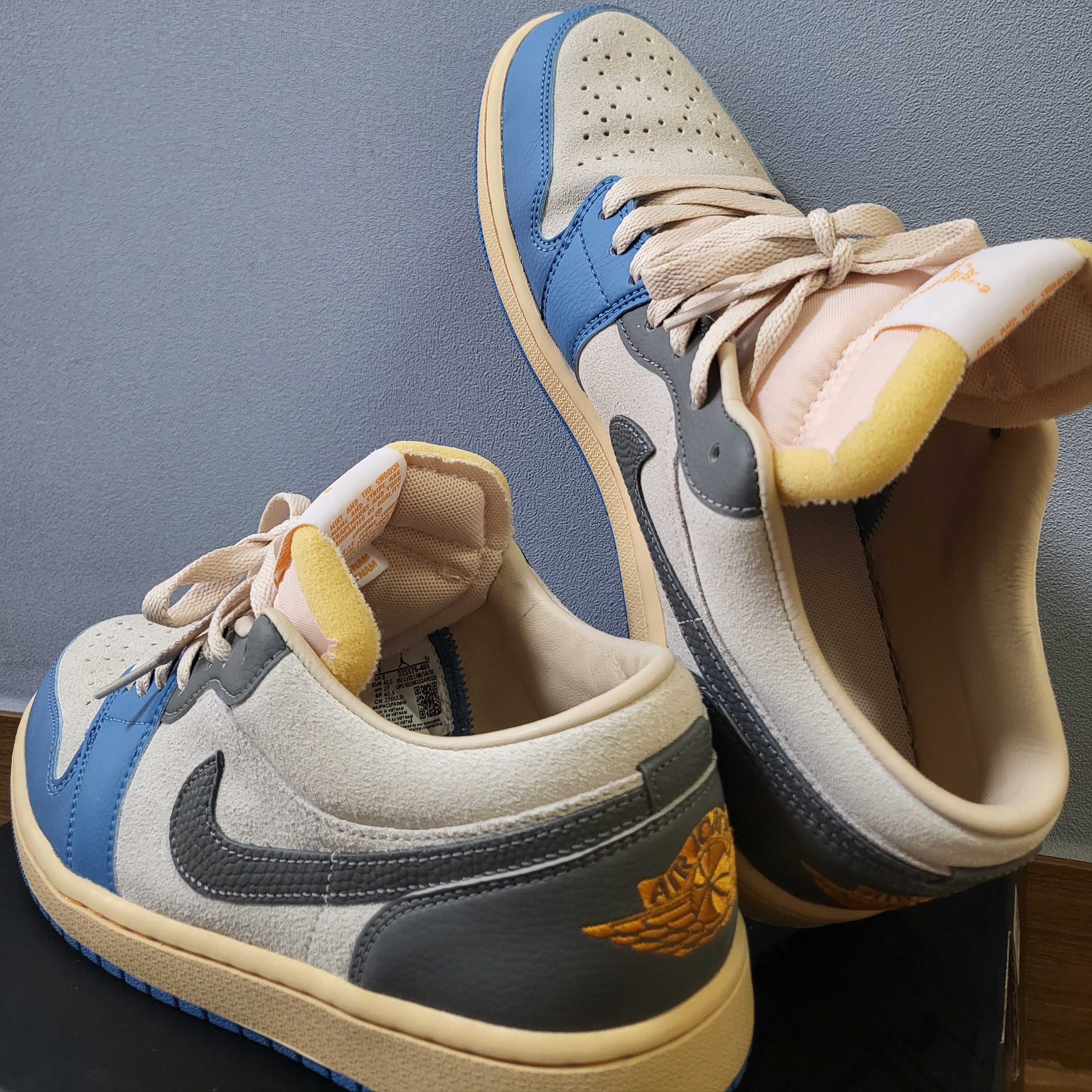 Jordan 1 Low SE Tokyo 96 착용 스타일 - 5