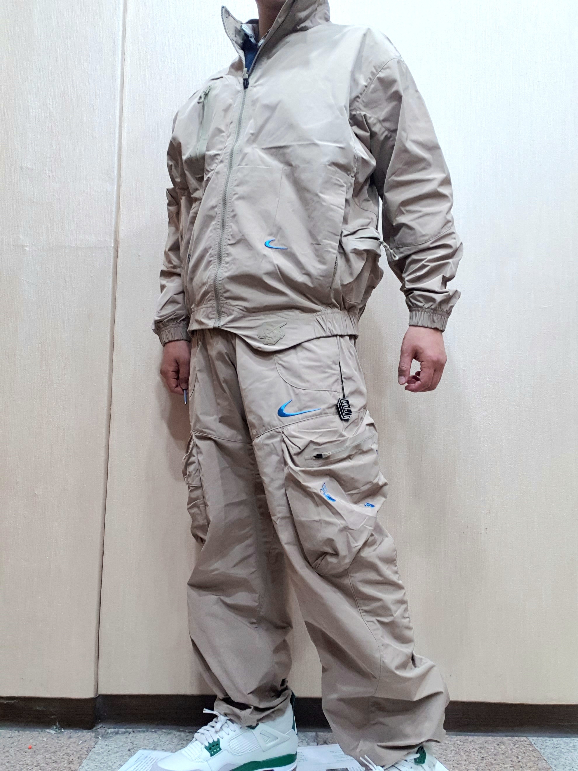 Nike x Off-White NRG Track Suit Khaki - Asia, Jordan 4 x Nike SB Retro SP Pine Green 착용 스타일 - 1
