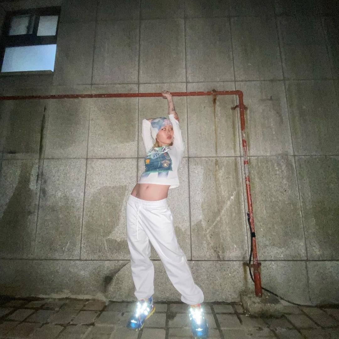 Safarispot Basic Safari Light Sweat Pants White 착용 스타일 - 3