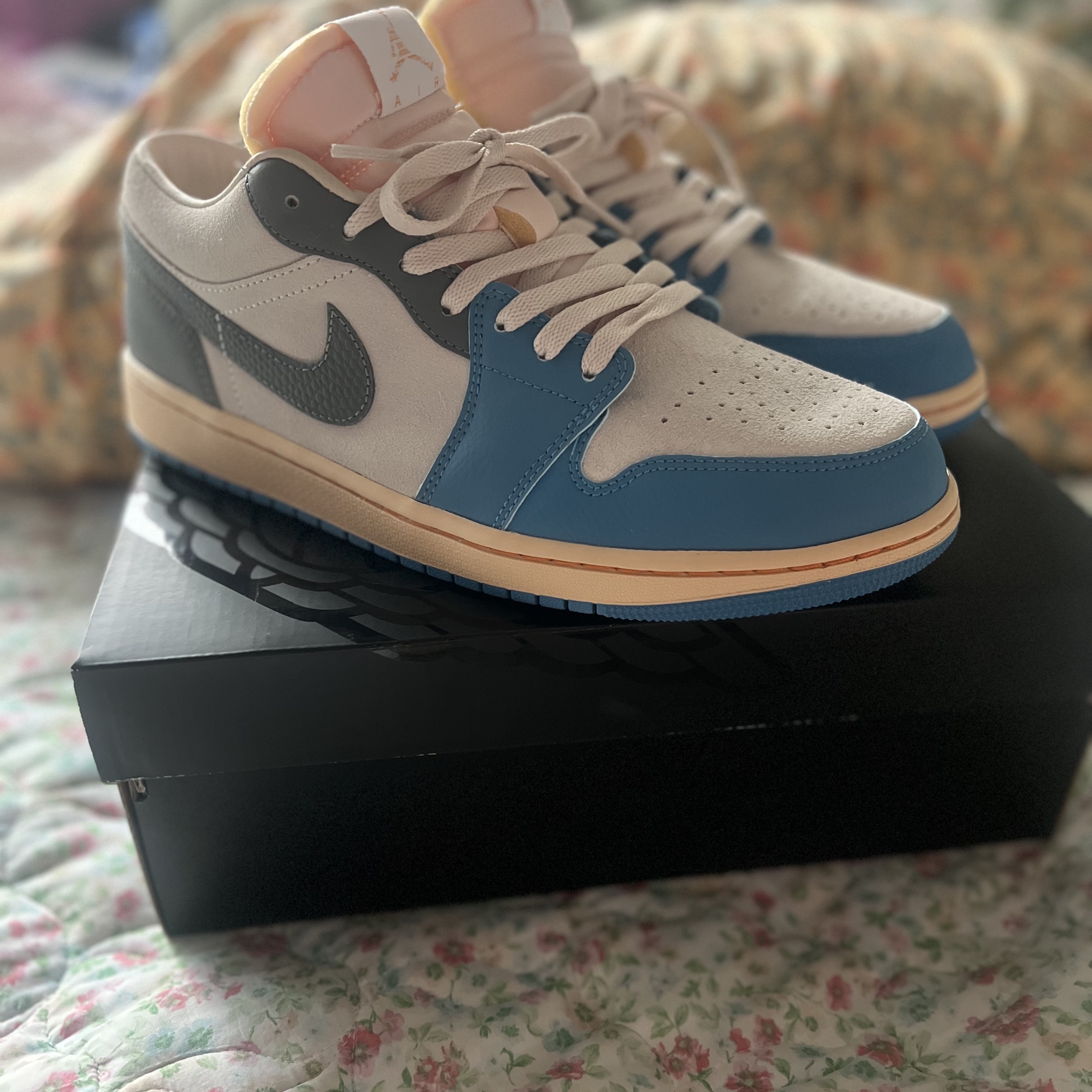 Jordan 1 Low SE Tokyo 96 착용 스타일