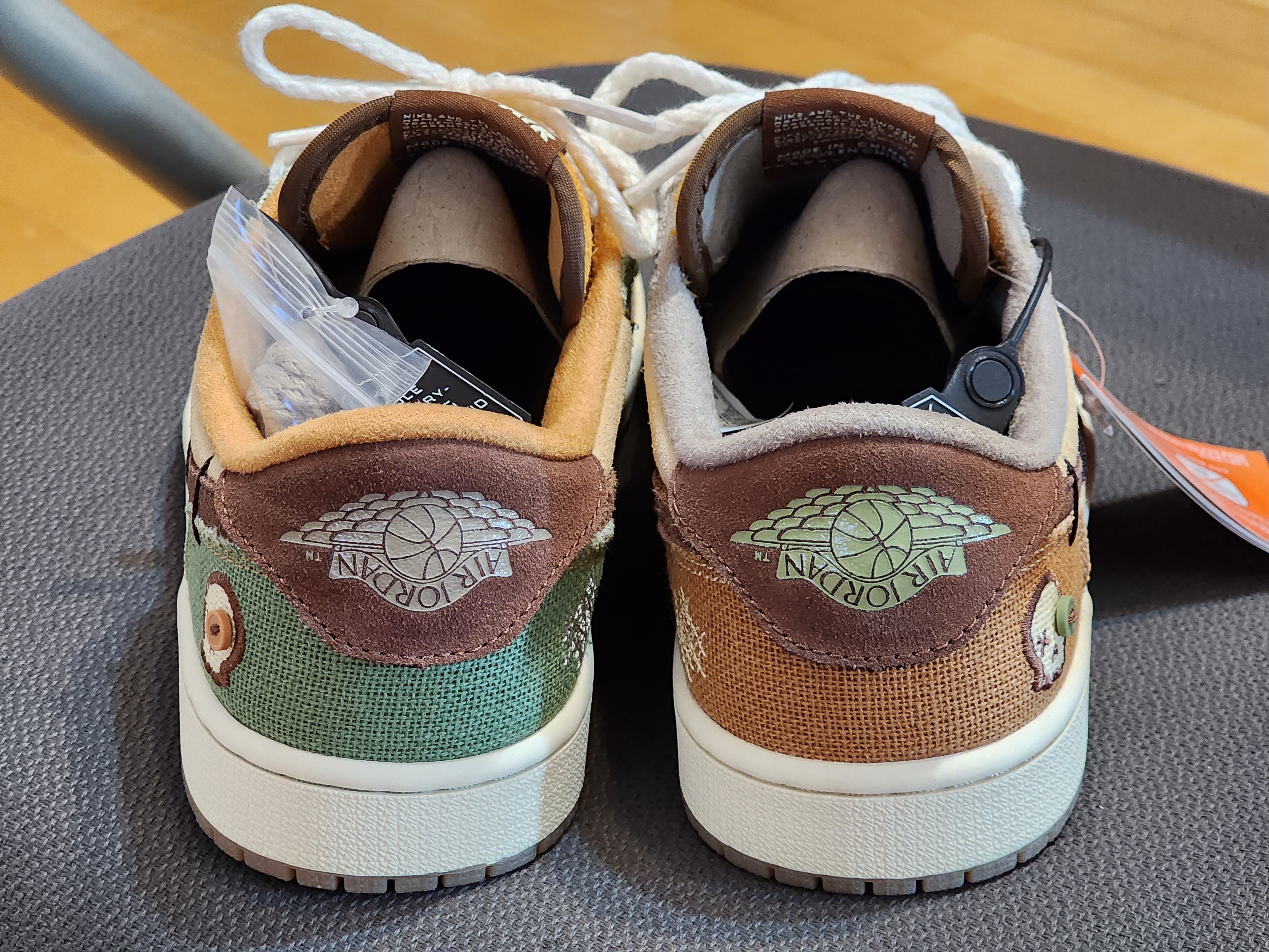 Jordan 1 x Zion Williamson Retro Low OG Flax and Oil Green 착용 스타일 - 3