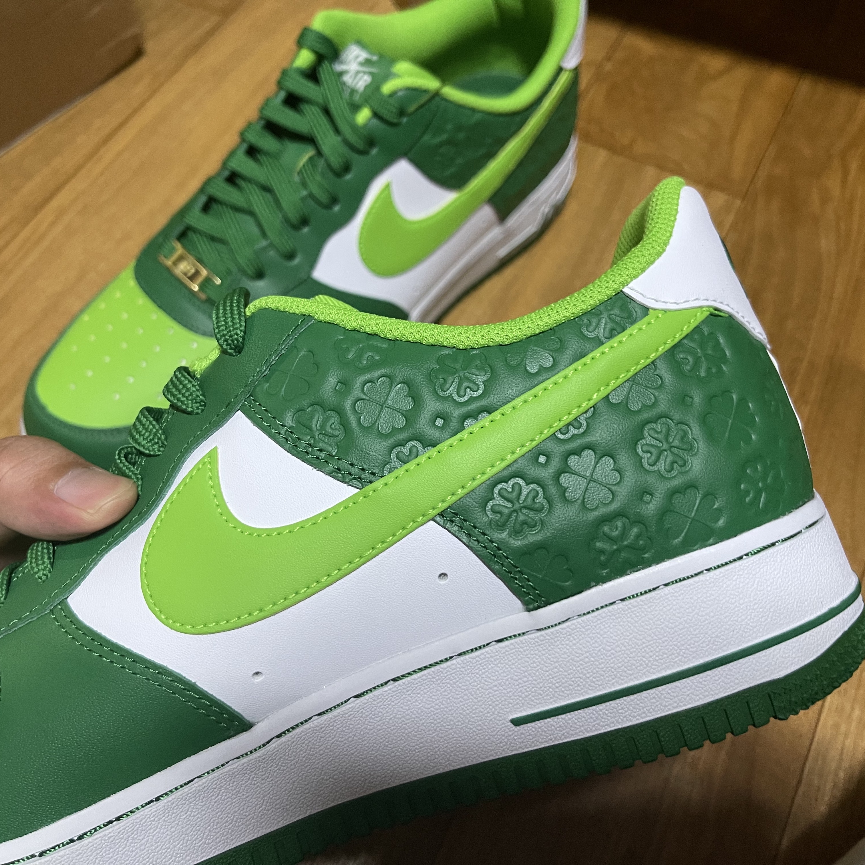 Nike Air Force 1 Low Saint Patrick's Day 착용 스타일 - 3