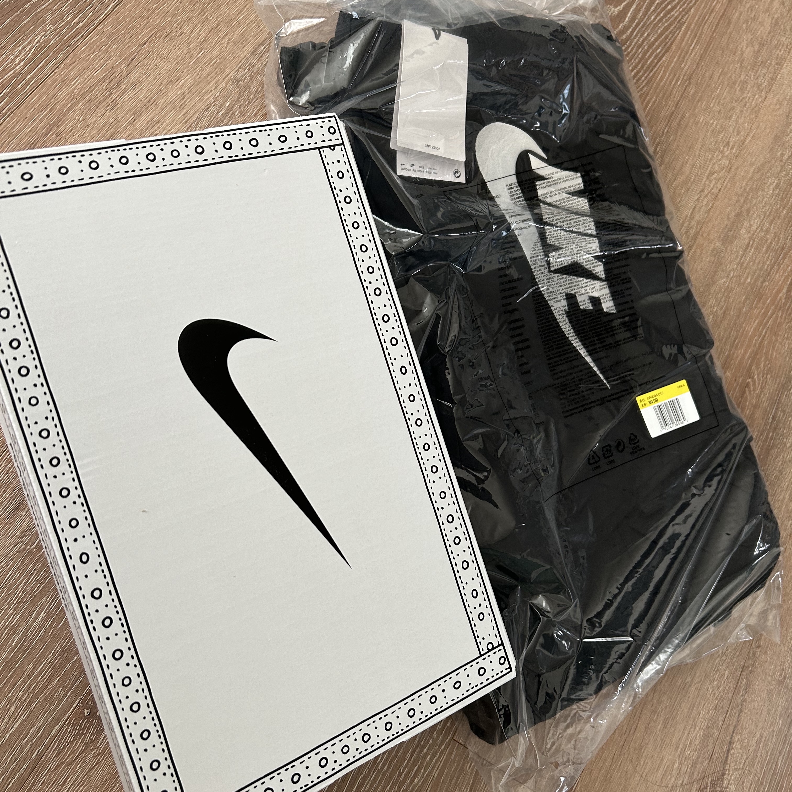 Nike x Peaceminusone Kwondo1 Black and White, Nike x Peaceminusone Wide Pants Black (DR0096-010) 착용 스타일 - 5