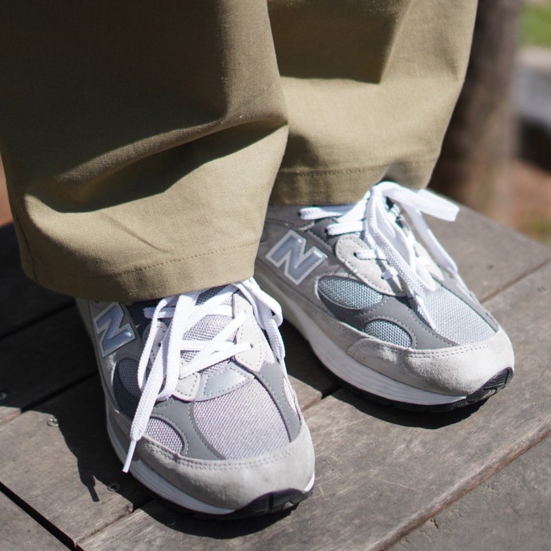 New Balance 992 Made in USA Grey - D Standard 착용 스타일 - 2