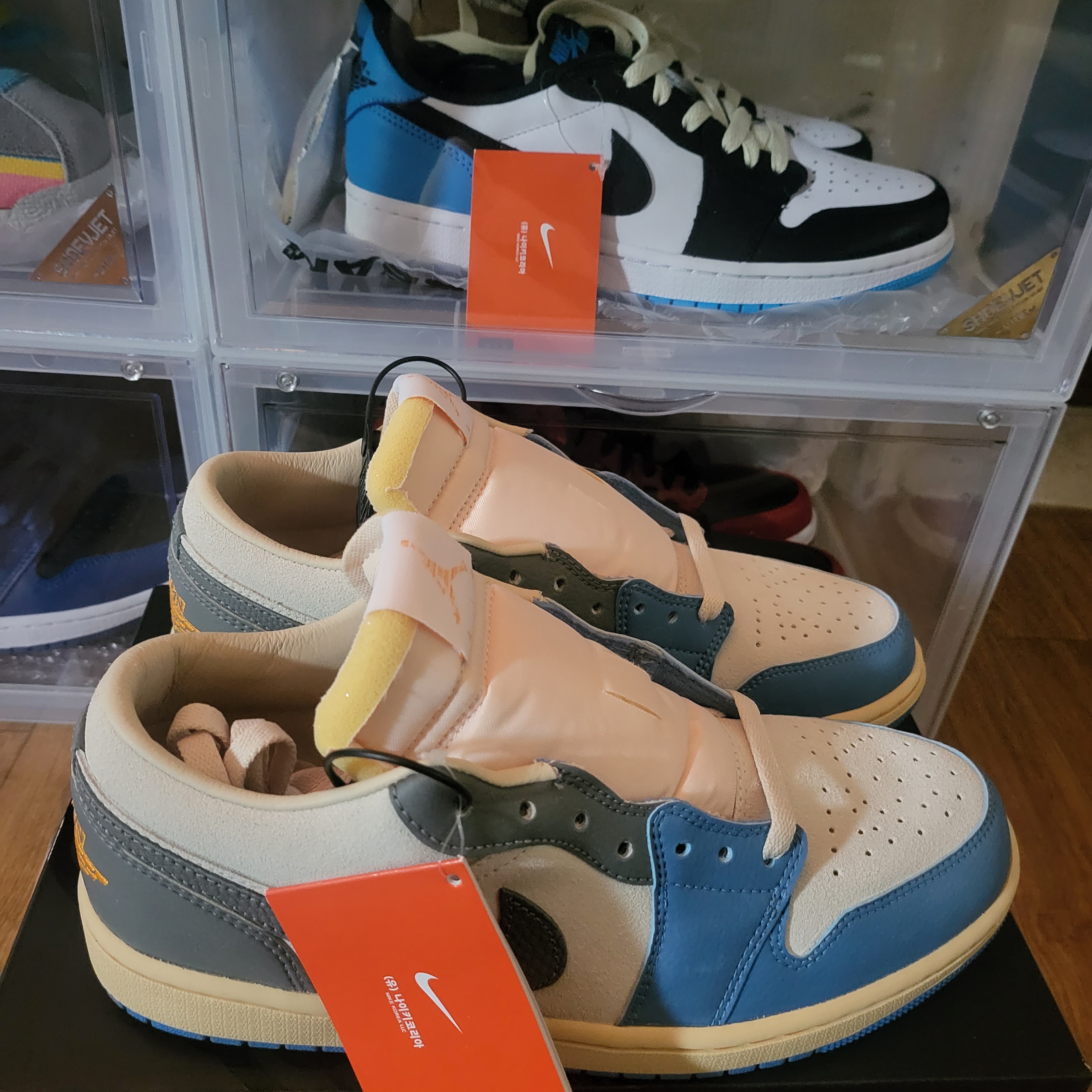 Jordan 1 Low SE Tokyo 96 착용 스타일 - 1