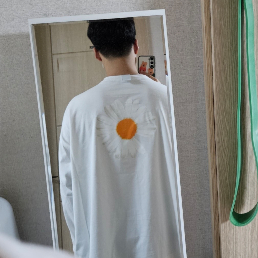 Nike x Peaceminusone LS T-Shirt White (DR0098-100) 착용 스타일