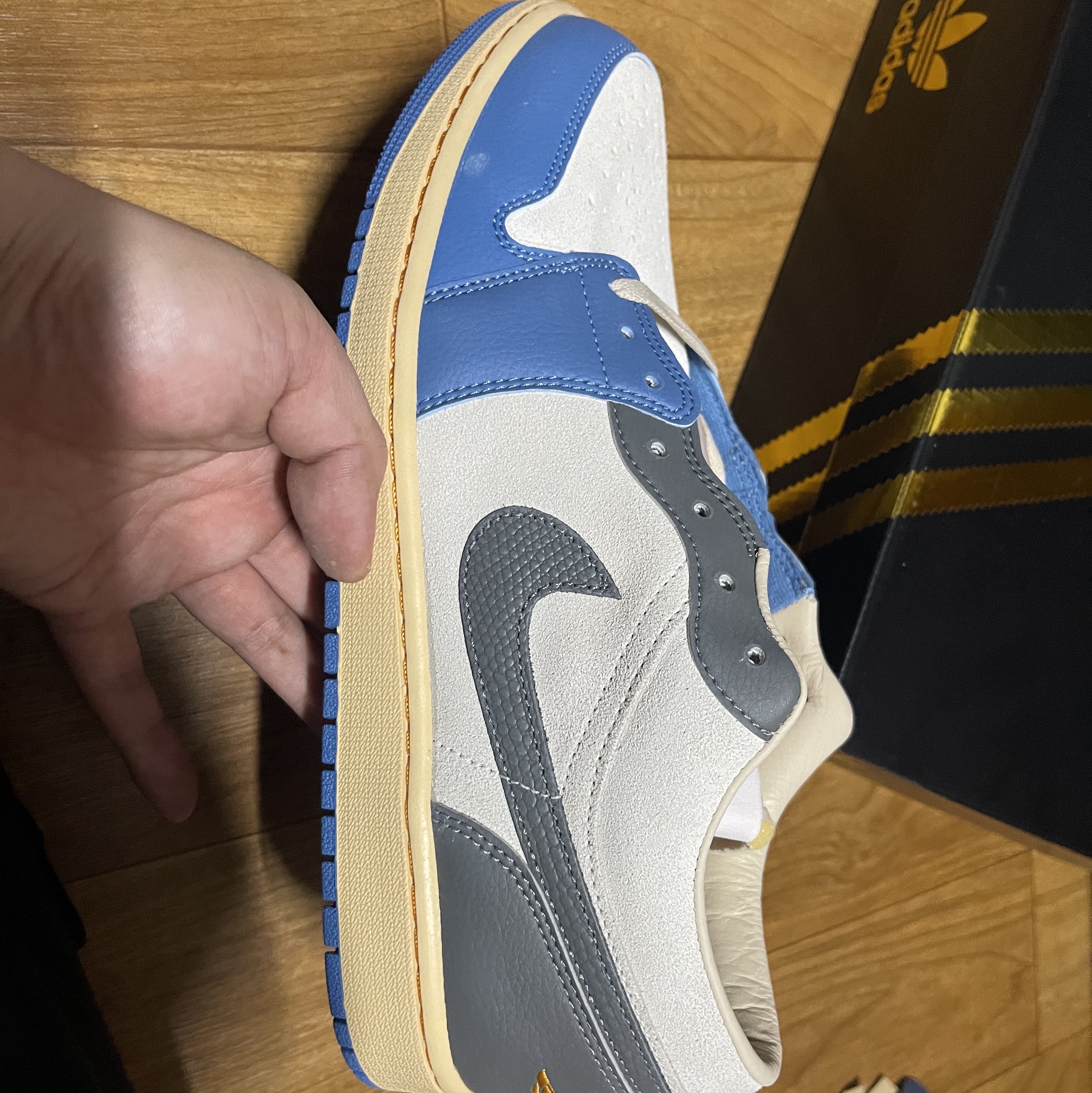 Jordan 1 Low SE Tokyo 96 착용 스타일