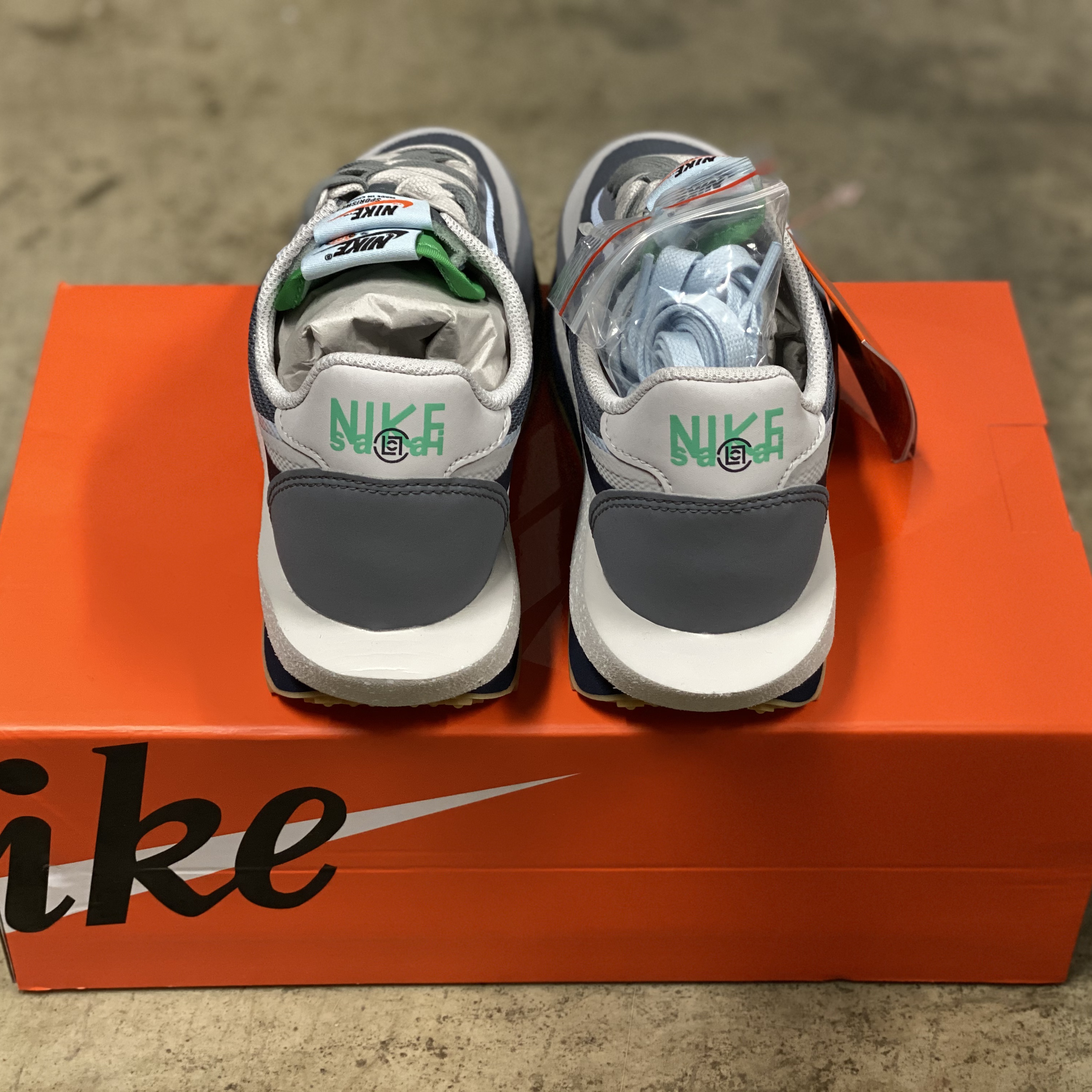 Nike x Sacai x Clot LDWaffle Cool Grey 착용 스타일 - 2