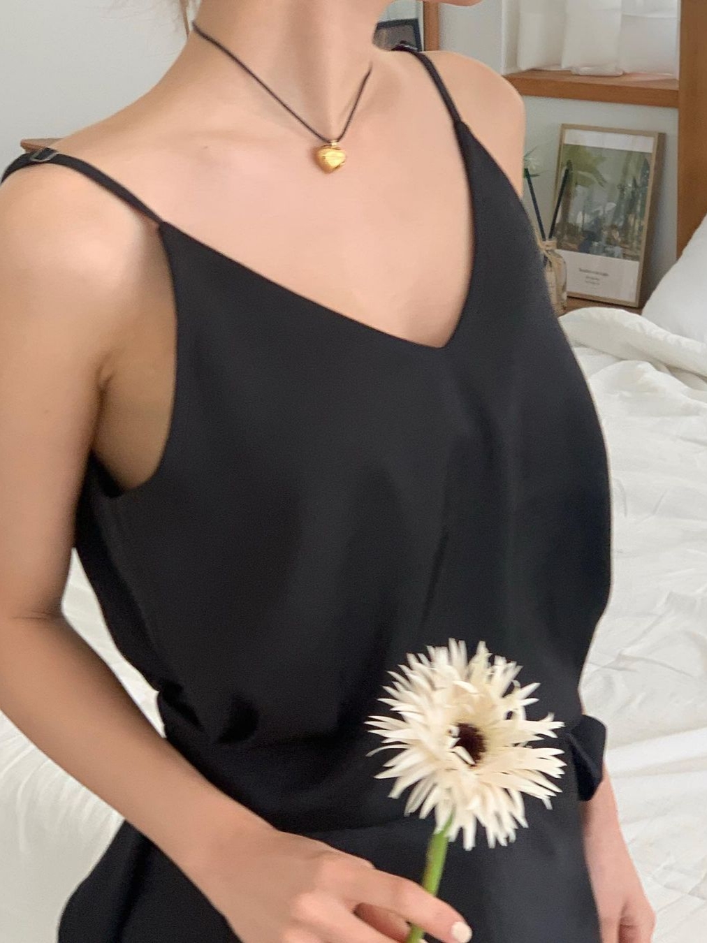 Haveless Women Cecil Back Ribbon Blouse Black 착용 스타일 - 2