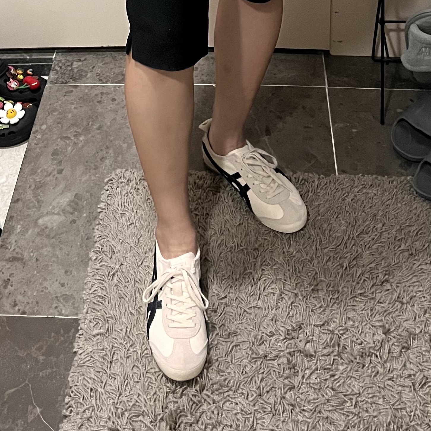 Onitsuka Tiger Mexico 66 Vintage White Black 착용 스타일