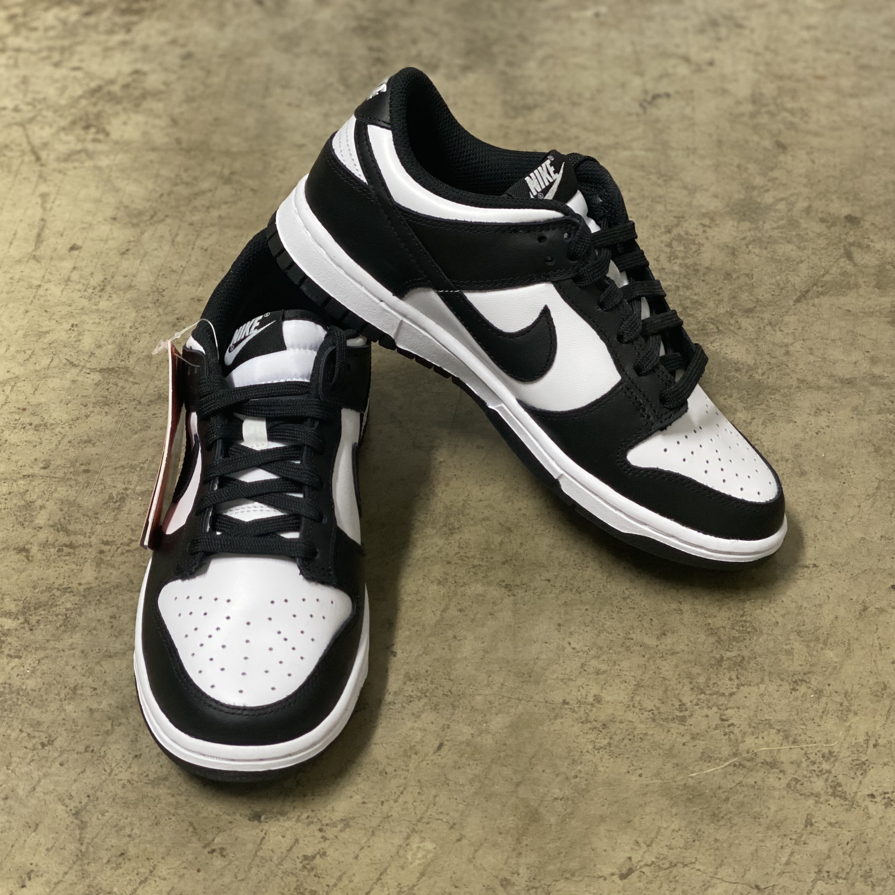 (W) Nike Dunk Low Black 착용 스타일 - 3