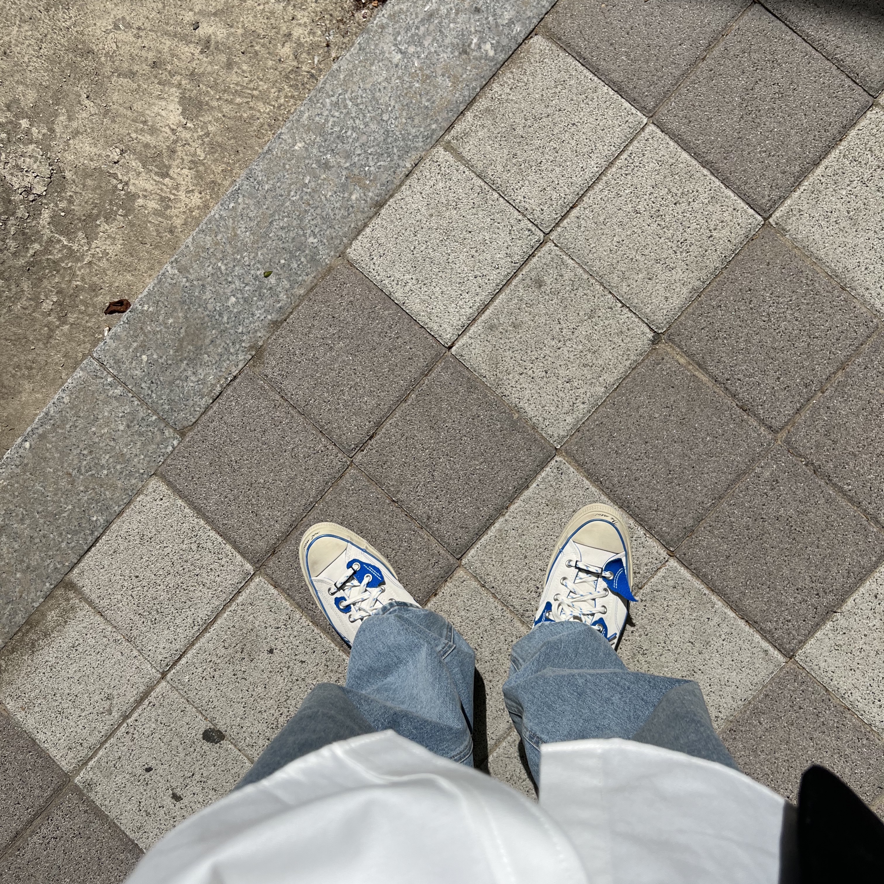 Converse x Ader Error Chuck 70 High White 착용 스타일