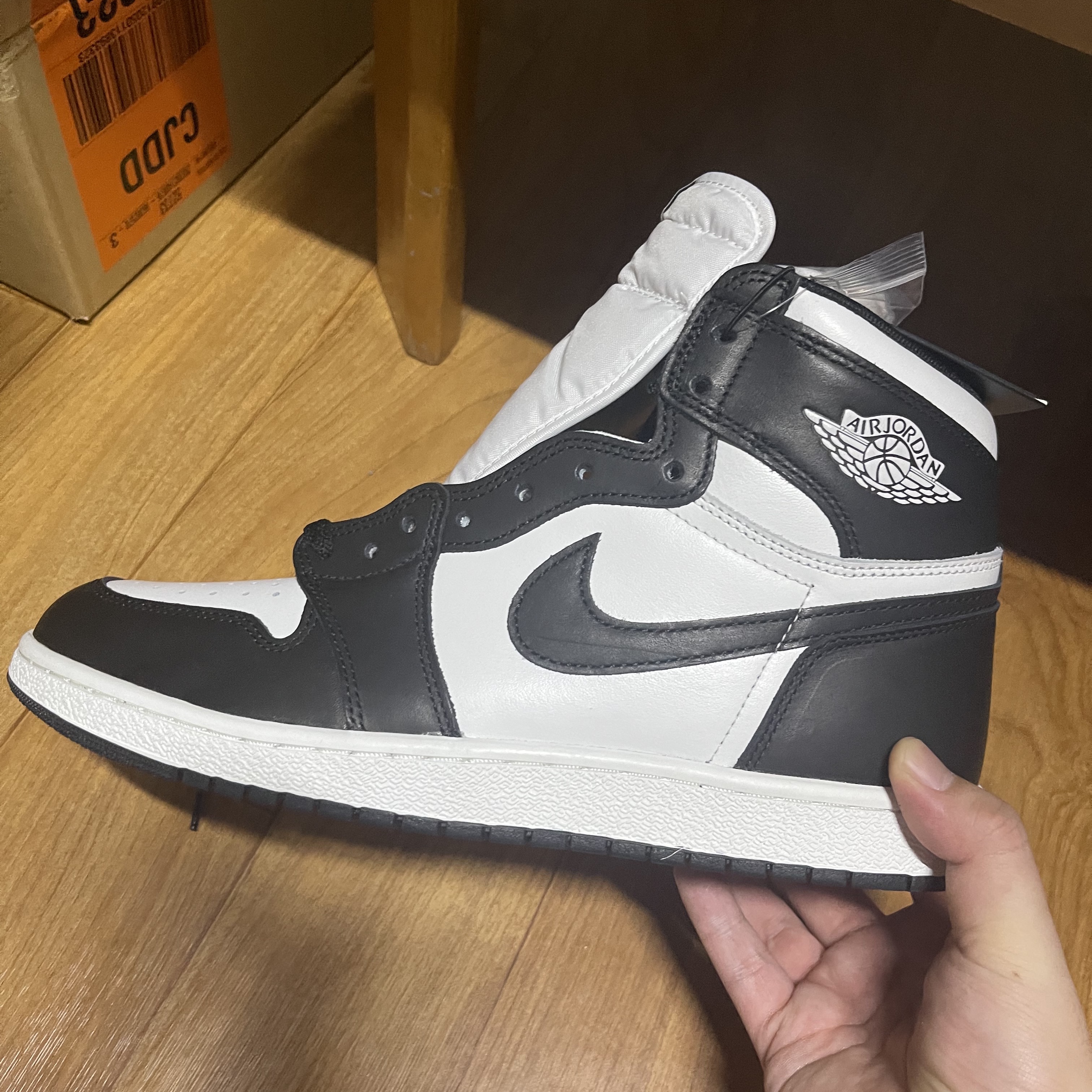 Jordan 1 High 85 Black White 착용 스타일