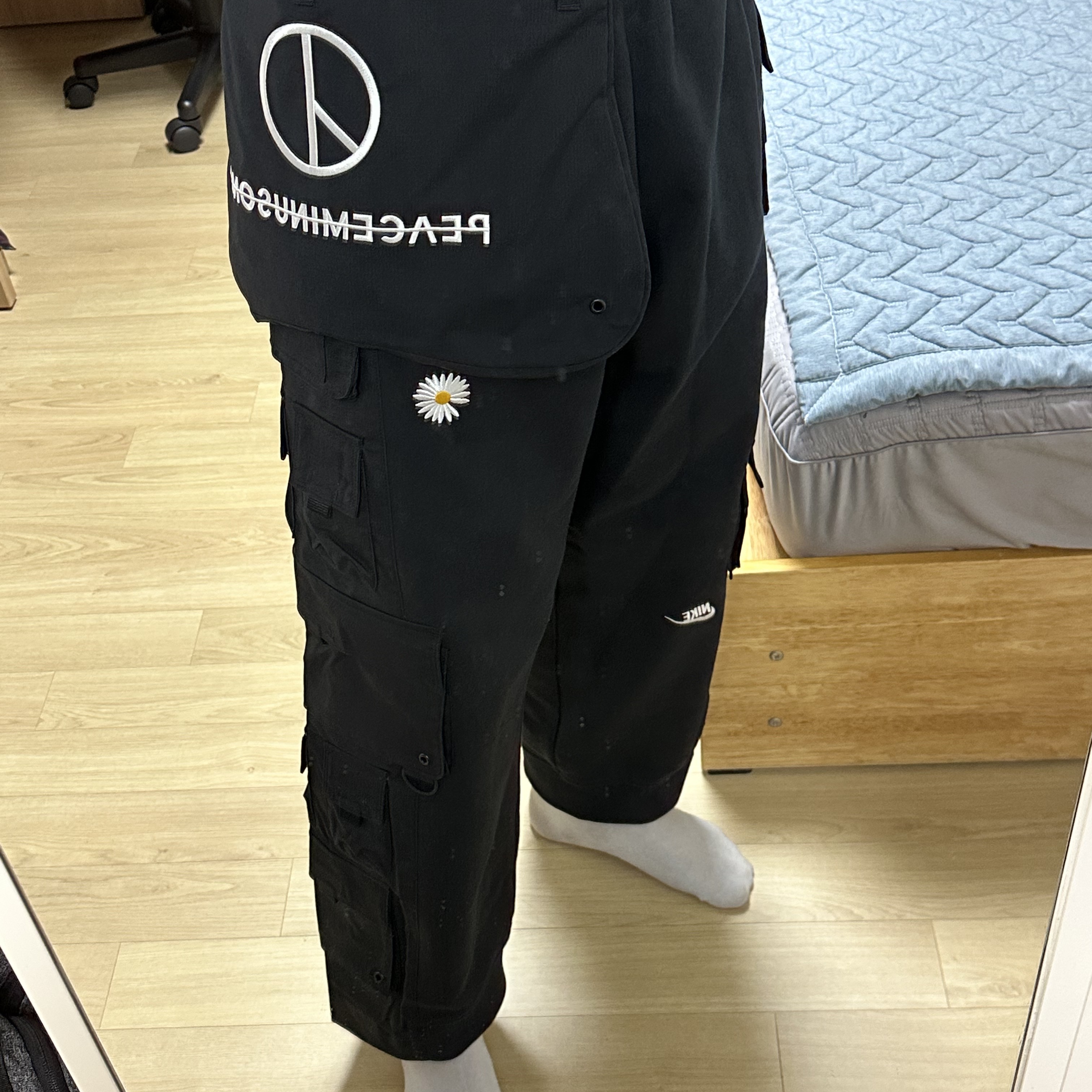 Nike x Peaceminusone Wide Pants Black (DR0096-010), Nike x Peaceminusone LS T-Shirt Black (DR0098-010) 착용 스타일 - 2