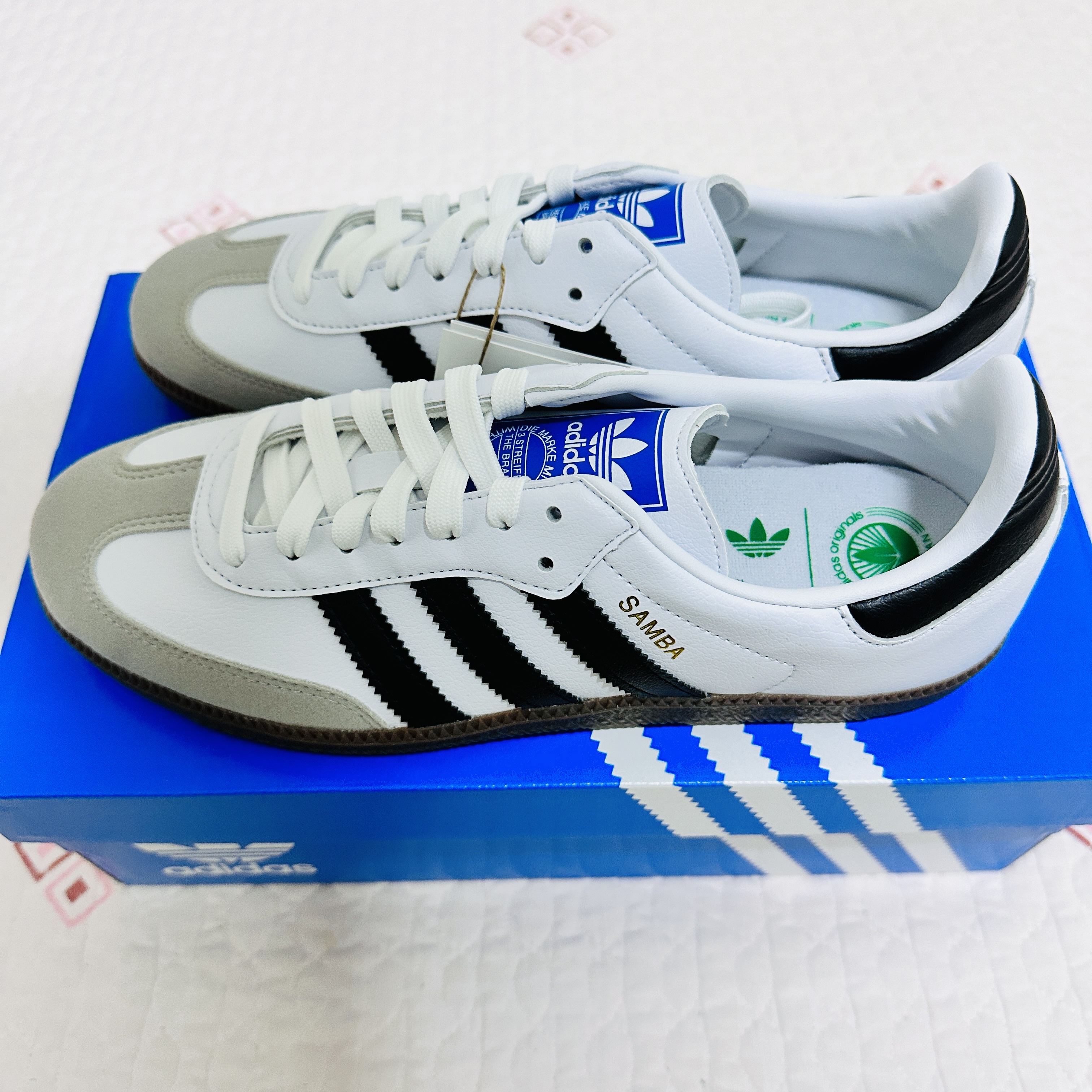 Adidas Samba Vegan White Black 착용 스타일 - 2