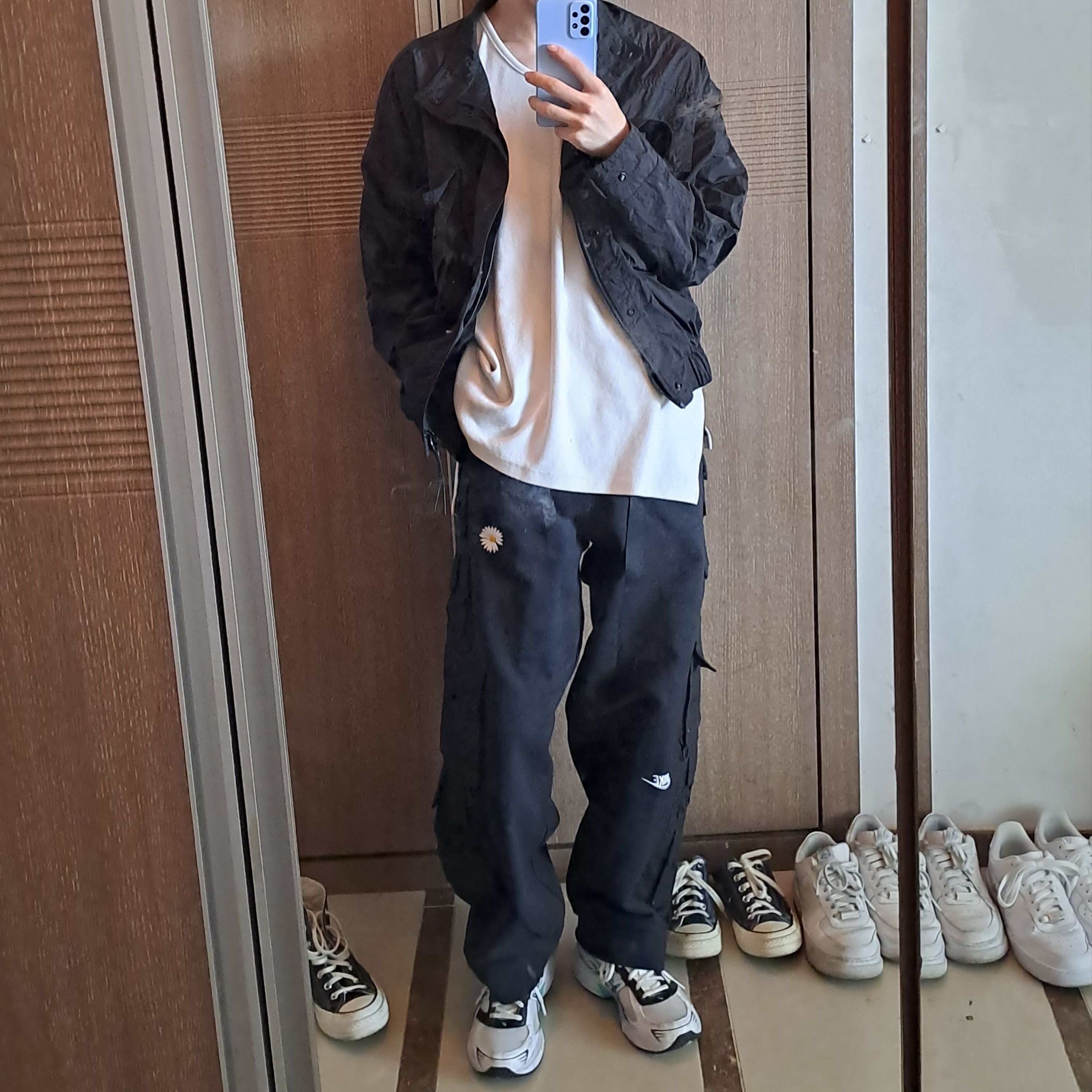 Nike x Peaceminusone Wide Pants Black (DR0096-010) 착용 스타일