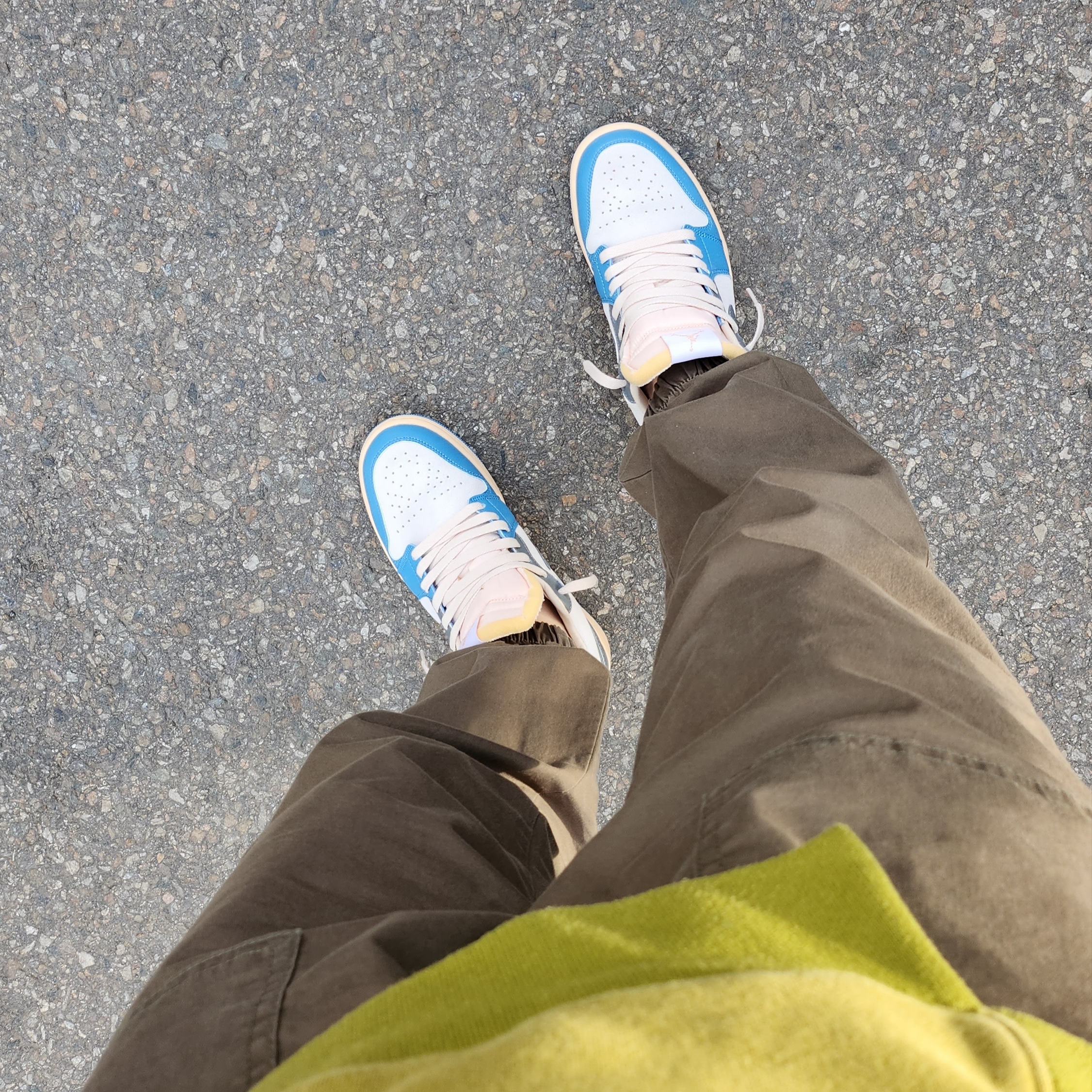 Jordan 1 Low SE Tokyo 96 착용 스타일