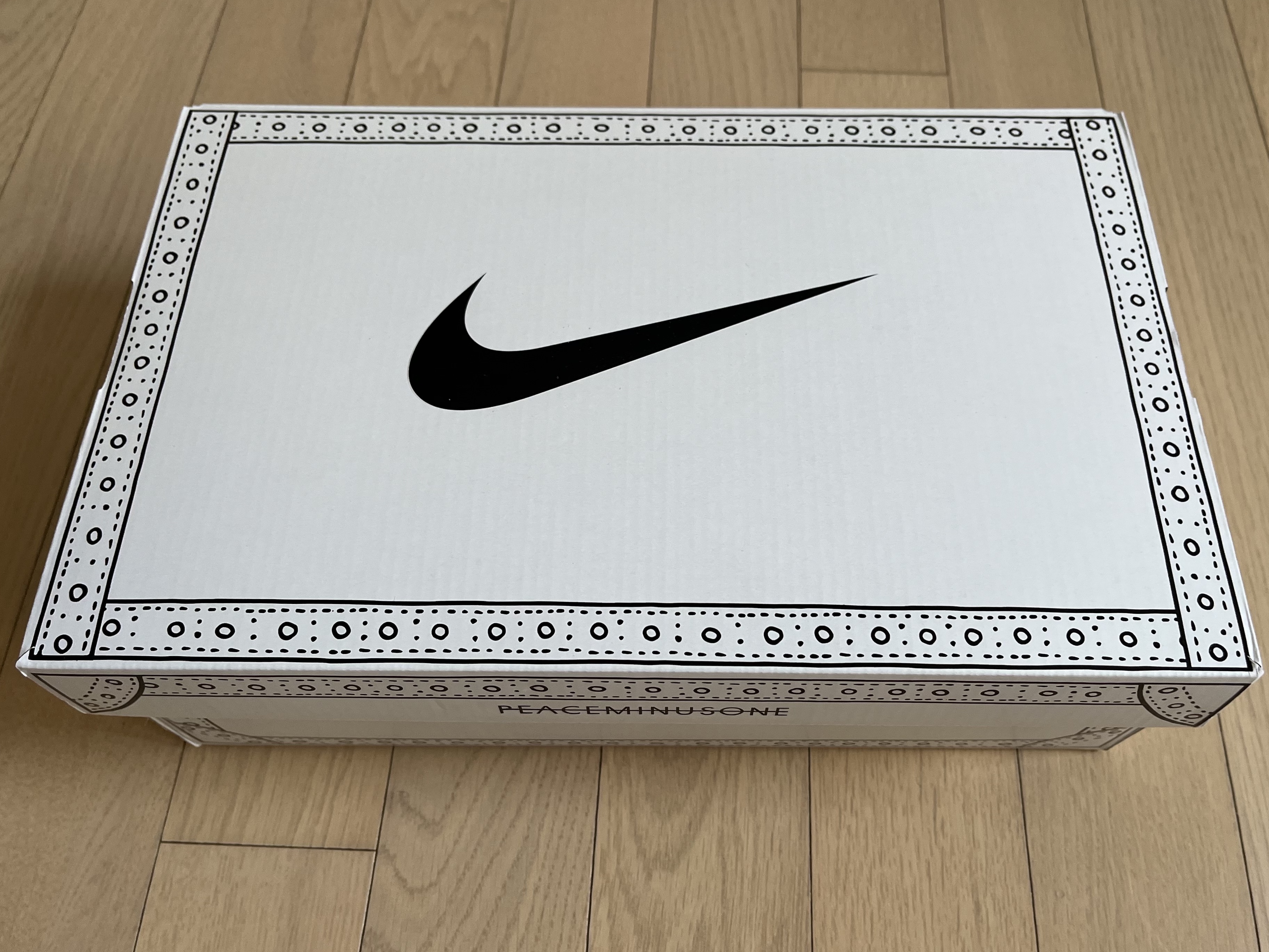 Nike x Peaceminusone Kwondo1 Black and White 착용 스타일 - 1