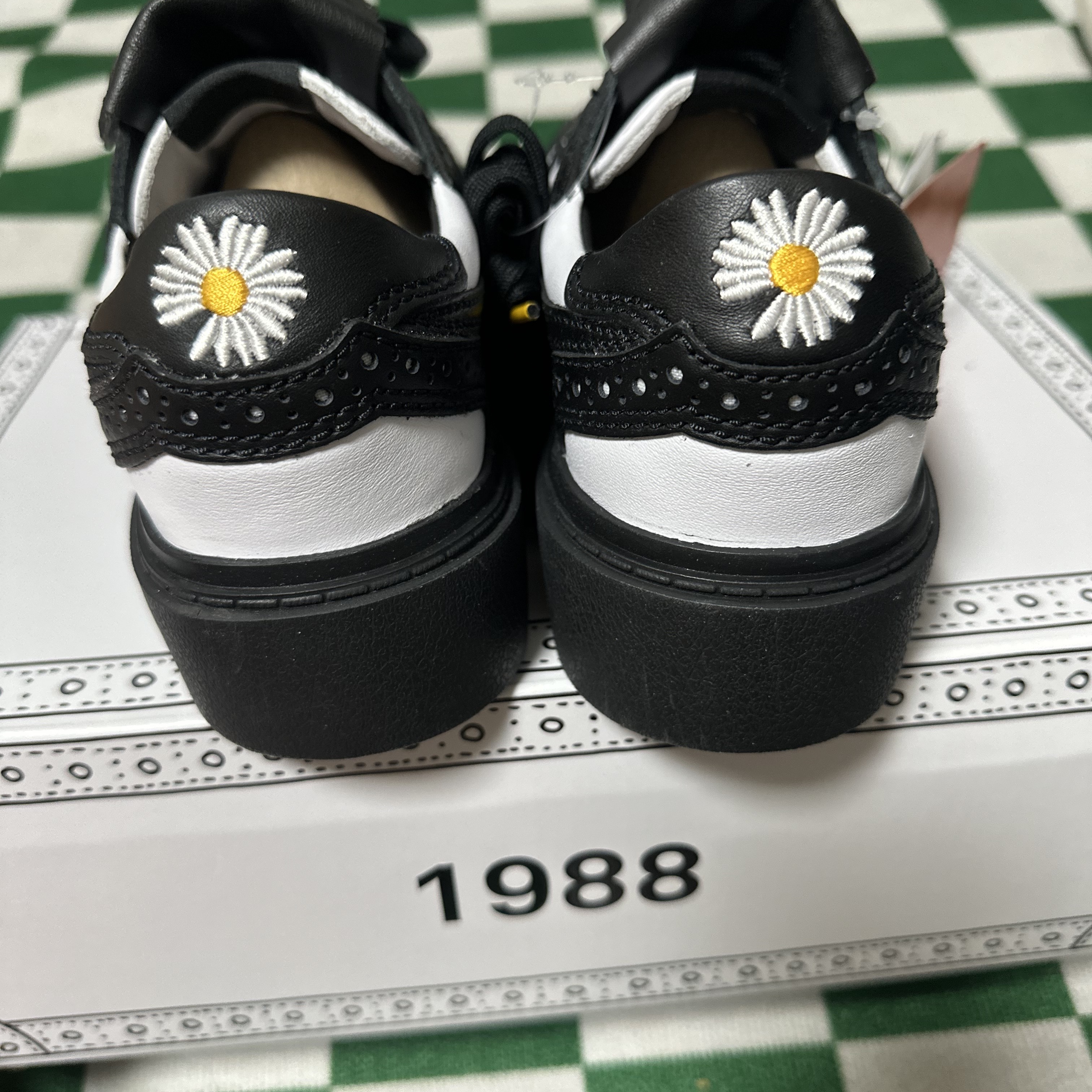 Nike x Peaceminusone Kwondo1 Black and White 착용 스타일 - 4