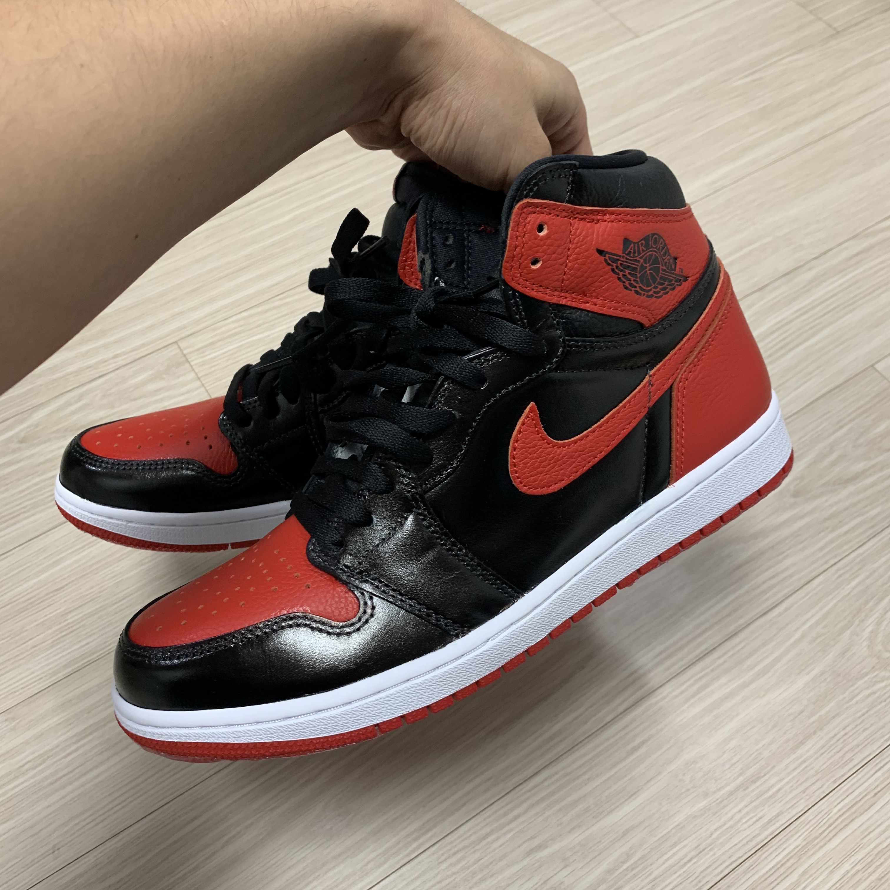 Jordan 1 Retro High OG Heritage, Jordan 1 Retro High OG Bred Banned 2016 착용 스타일 - 1