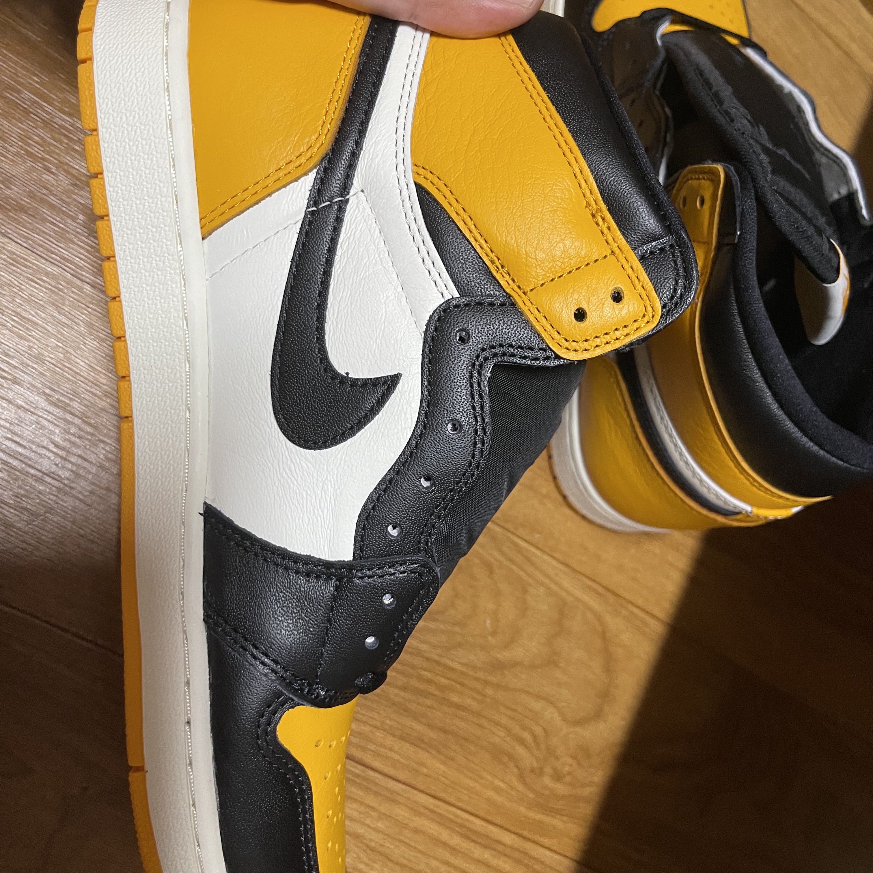 Jordan 1 Retro High OG Taxi 착용 스타일 - 3