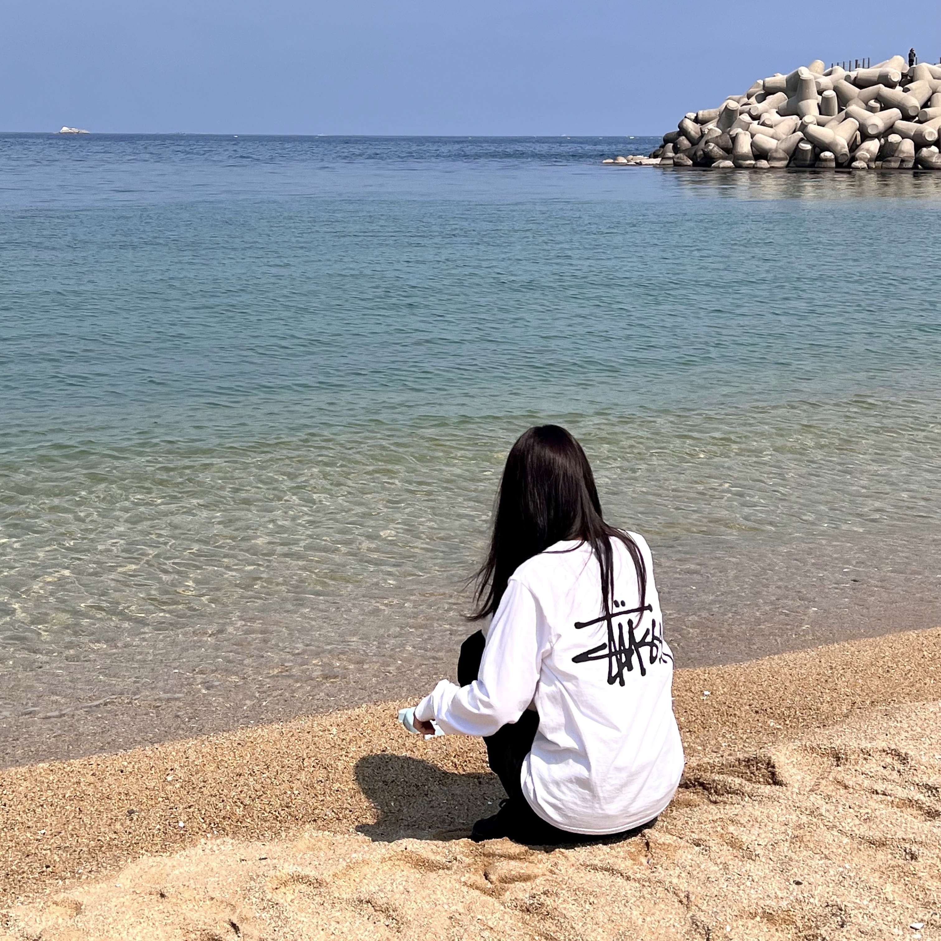 Stussy Basic Stussy LS T-Shirt White 2022 착용 스타일