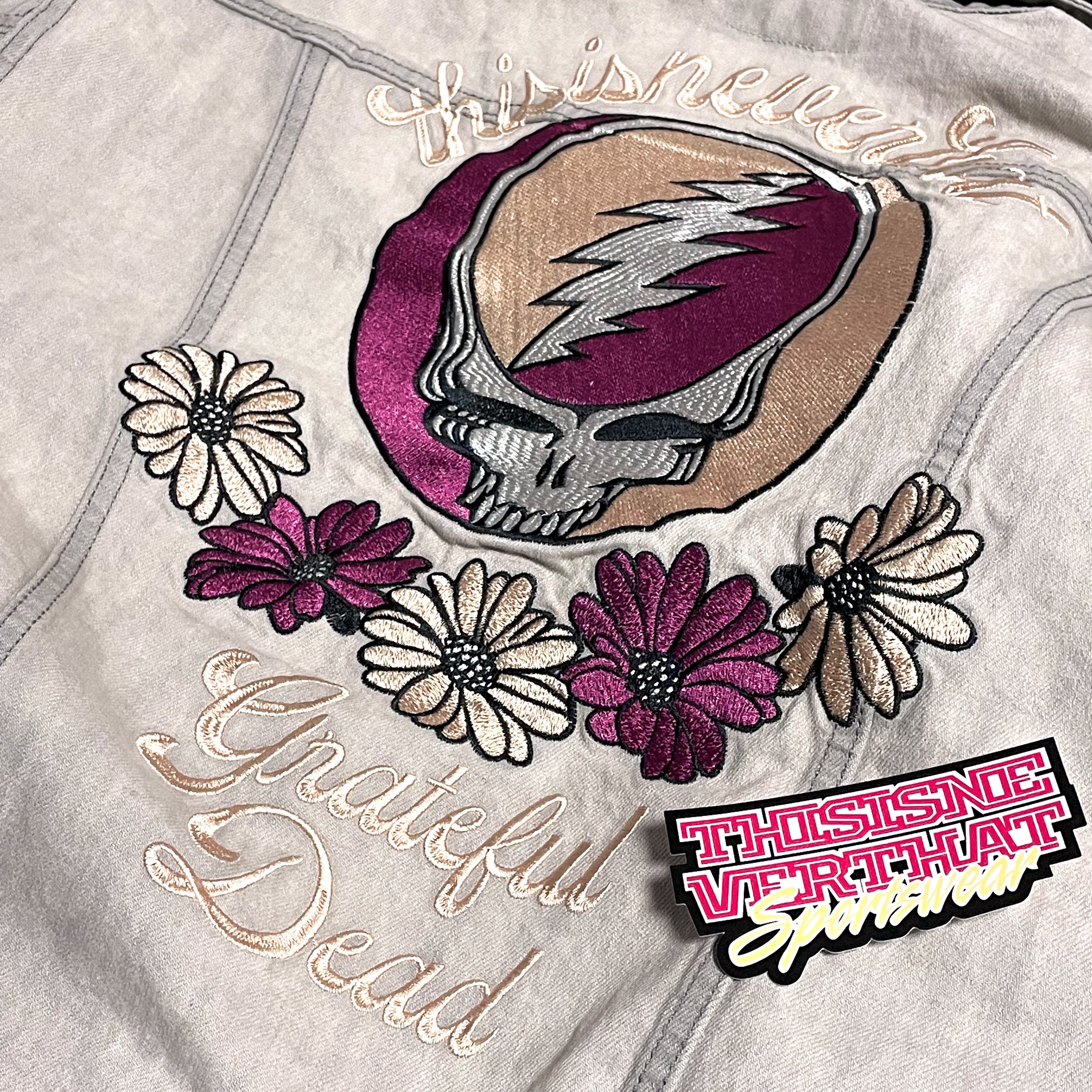 Thisisneverthat x Grateful Dead Lightning Trucker Jacket Tint 착용 스타일