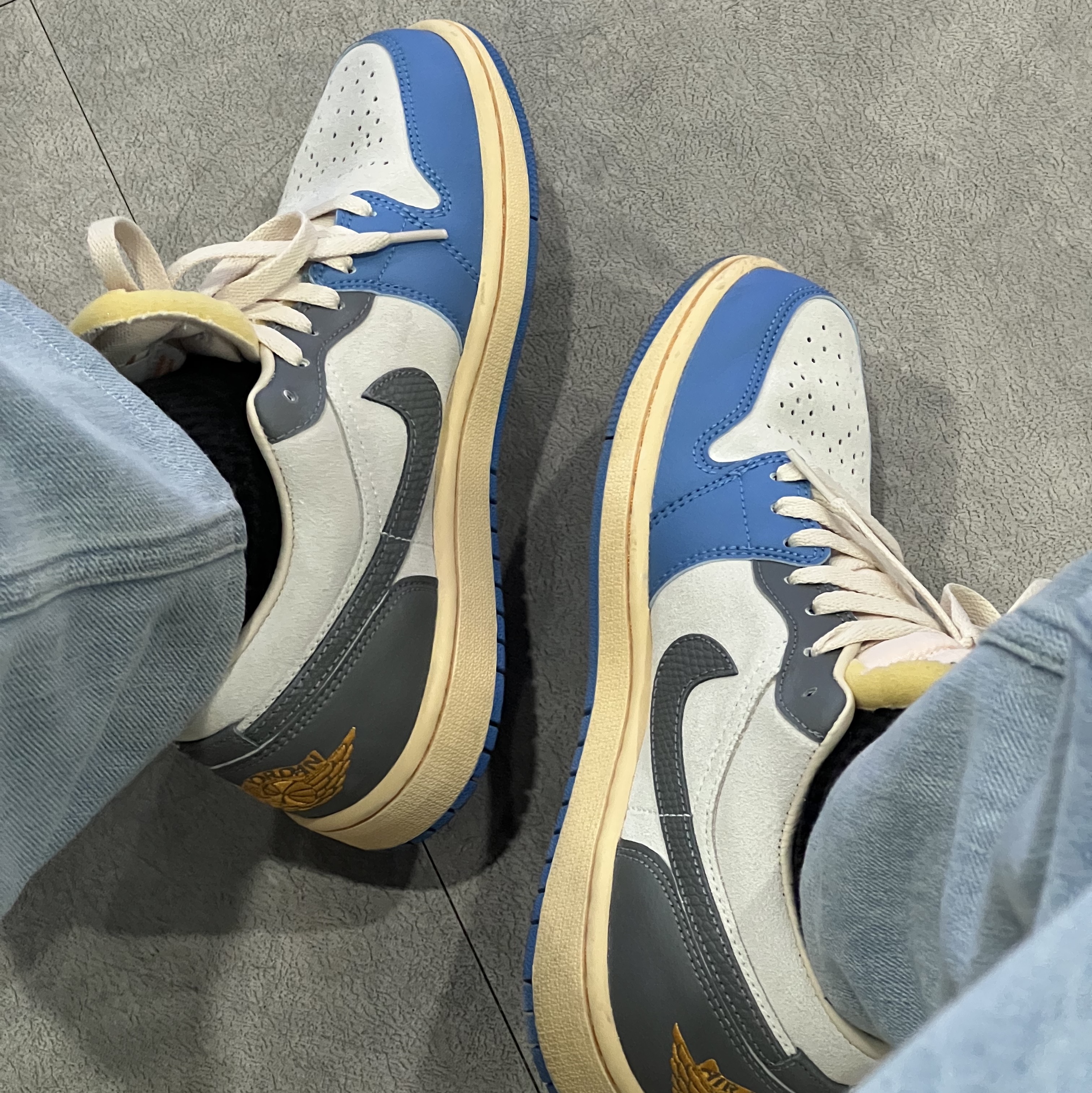 Jordan 1 Low SE Tokyo 96 착용 스타일