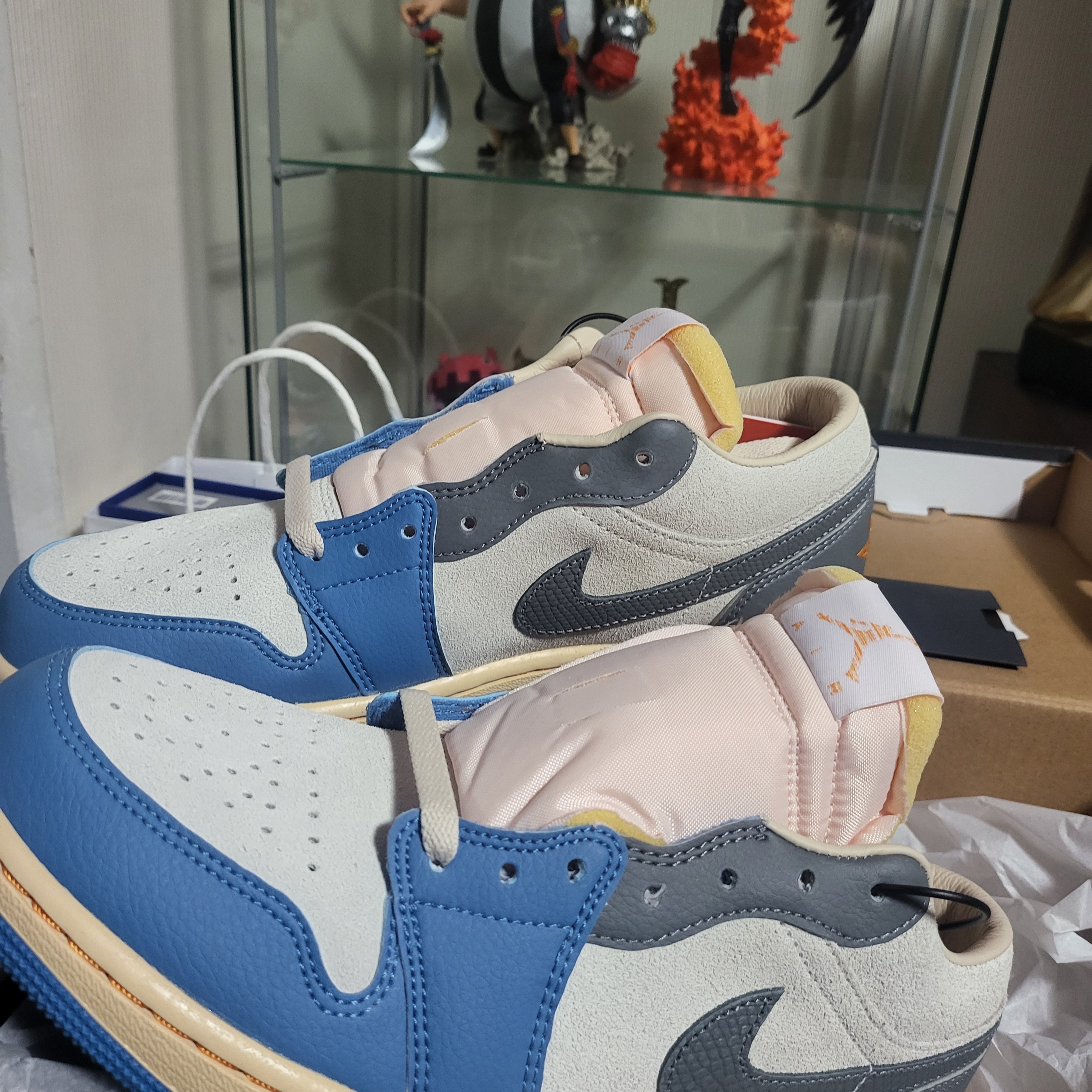 Jordan 1 Low SE Tokyo 96 착용 스타일 - 3