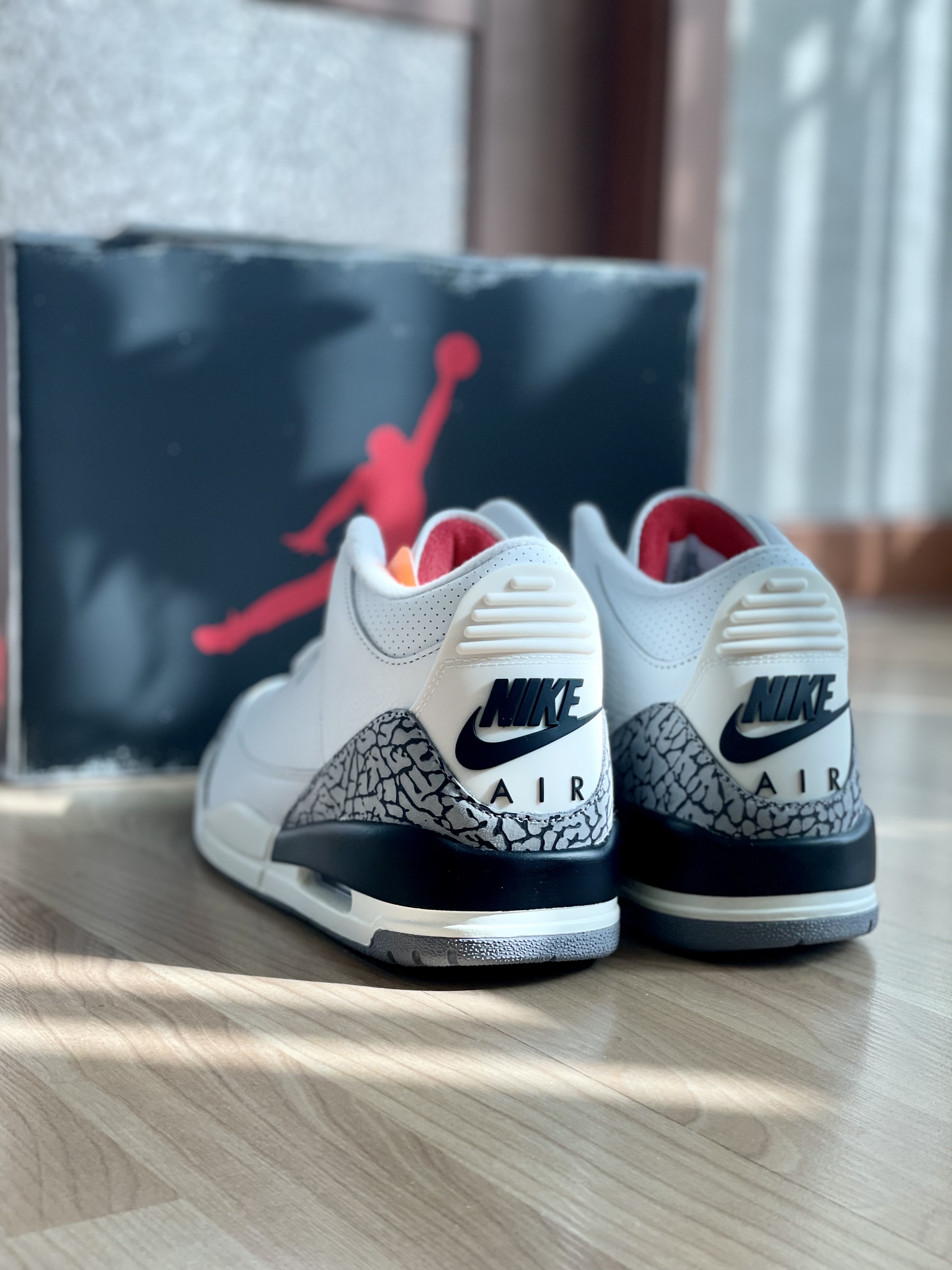 Jordan 3 Retro White Cement Reimagined 착용 스타일 - 2