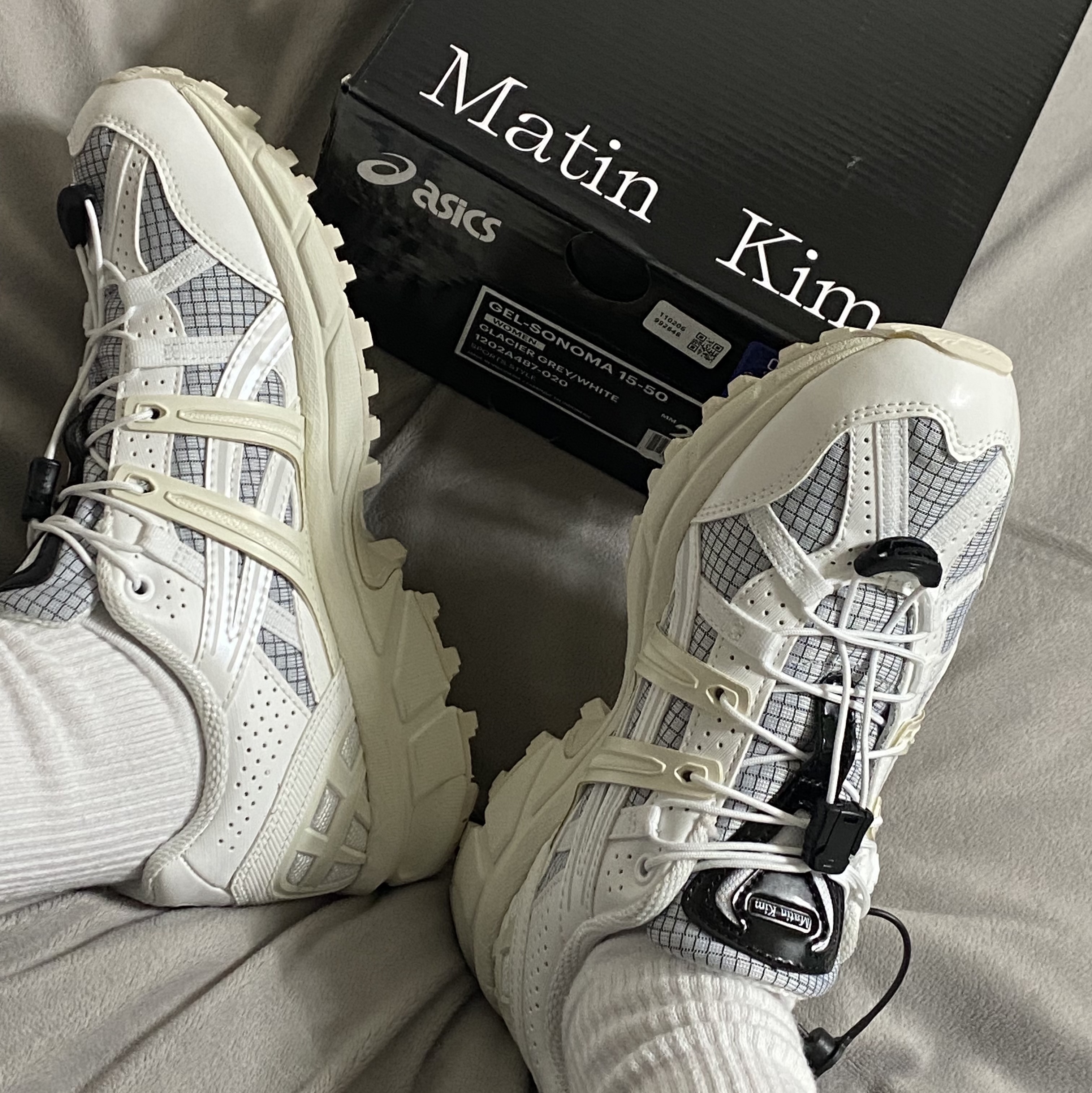 (W) Asics x Matin Kim Gel-Sonoma 15-50 Glacier Grey White 착용 스타일