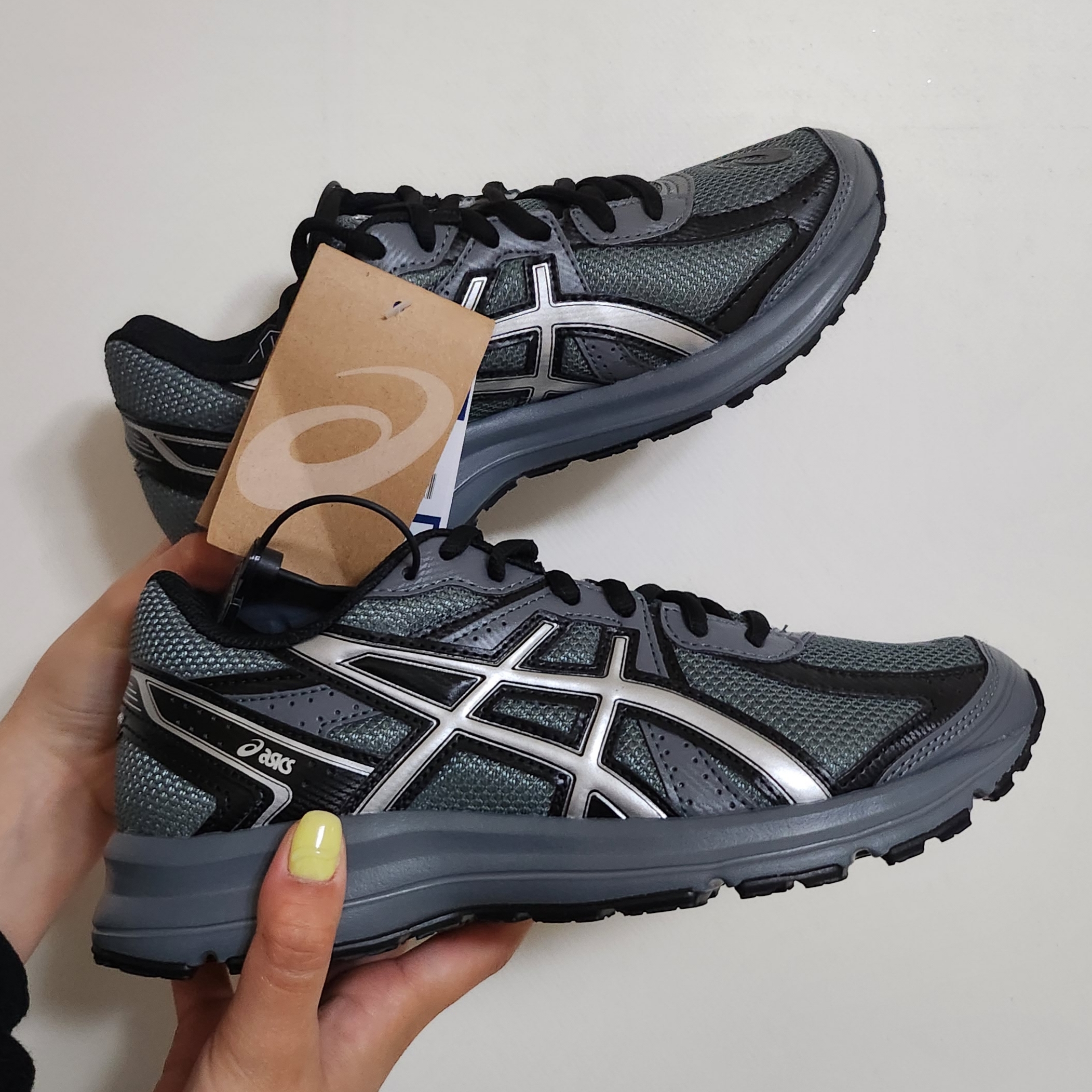 Asics Jog 100 S Steel Grey - 2E Wide 착용 스타일 - 3