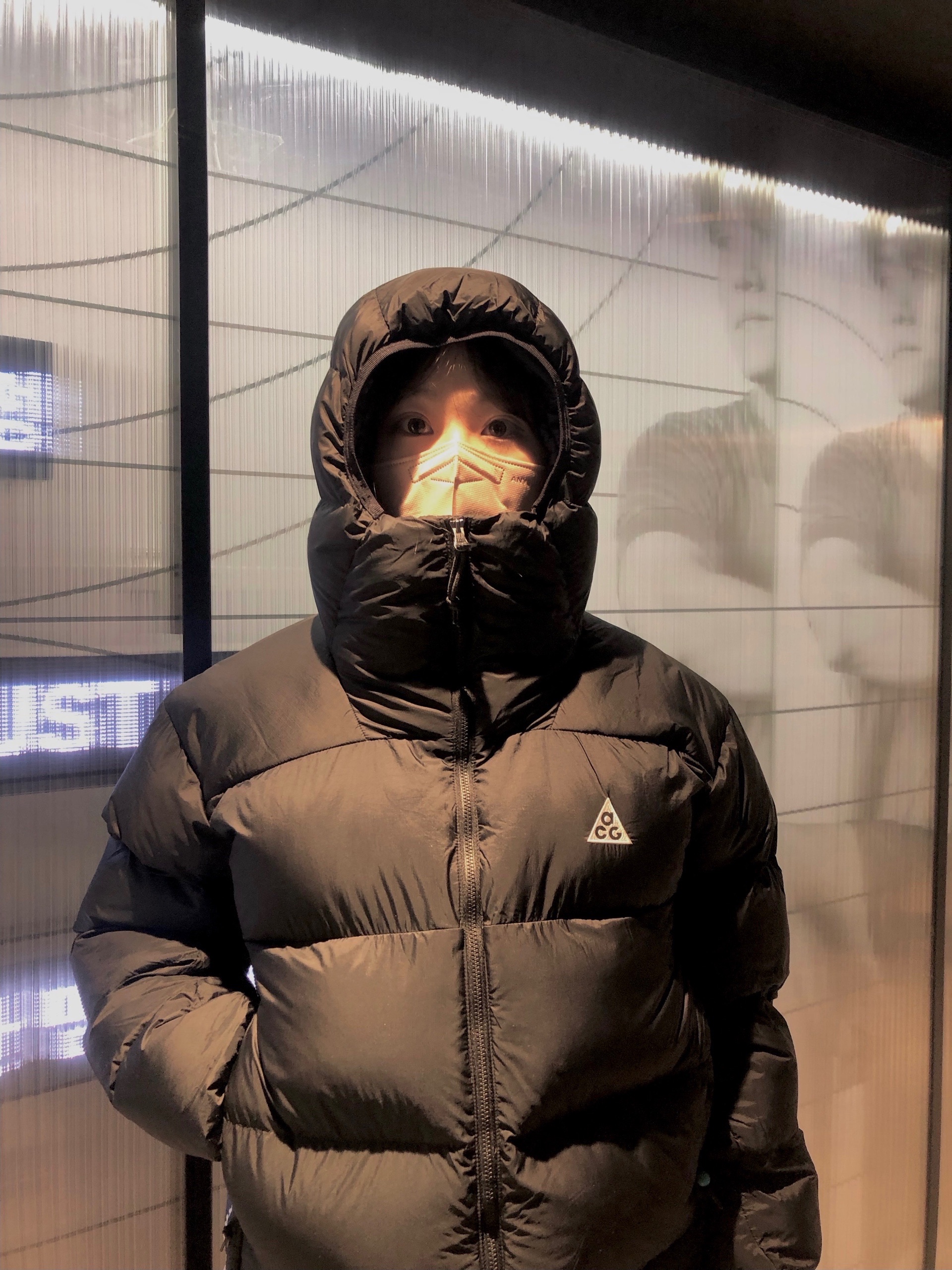 Nike ACG Therma-Fit ADV Lunar Lake Puffer Jacket Black - Asia, Nike ACG Therma-Fit ADV Lunar Lake Puffer Jacket Safety Orange - Asia 착용 스타일 - 1