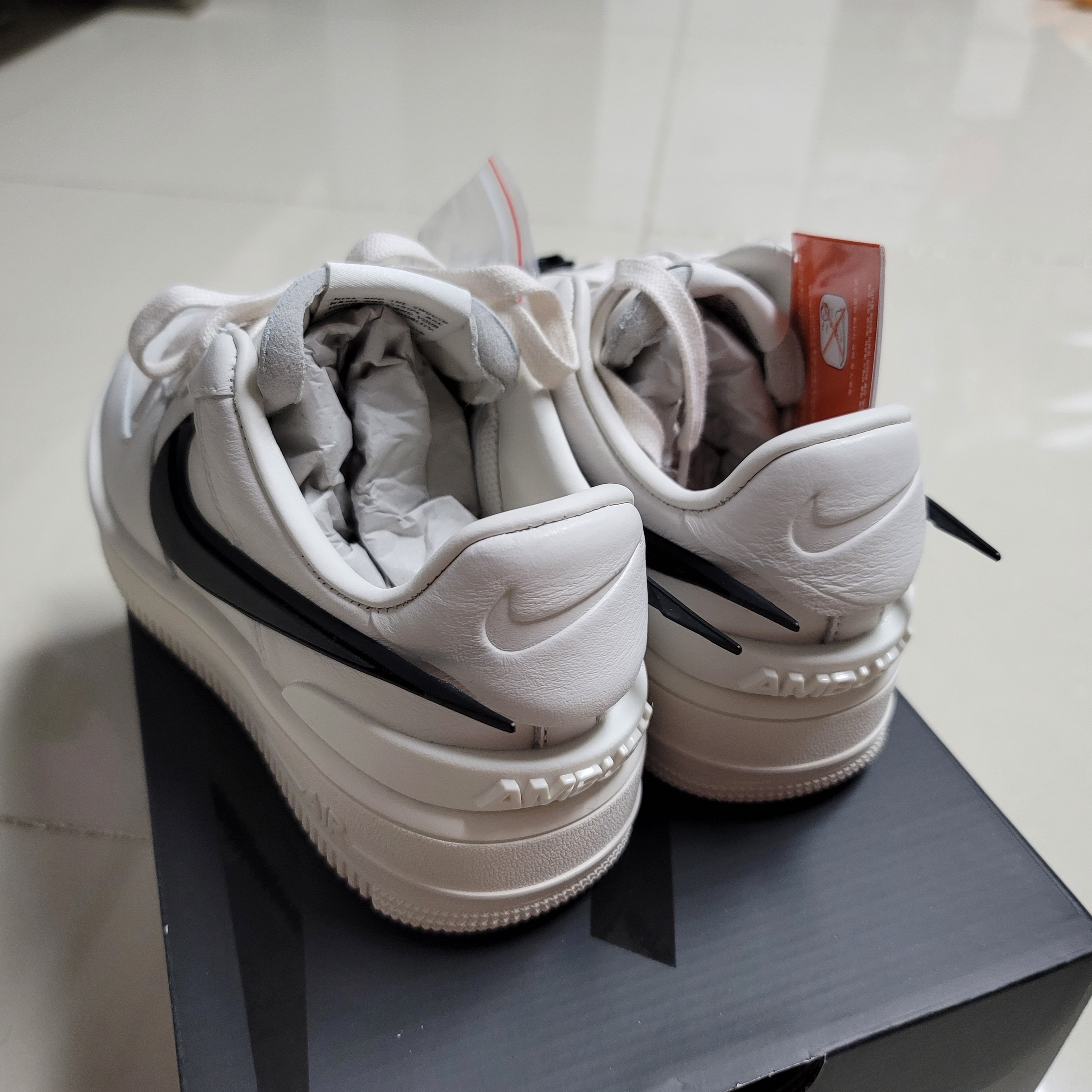 Nike x Ambush Air Force 1 Low SP Phantom 착용 스타일 - 3