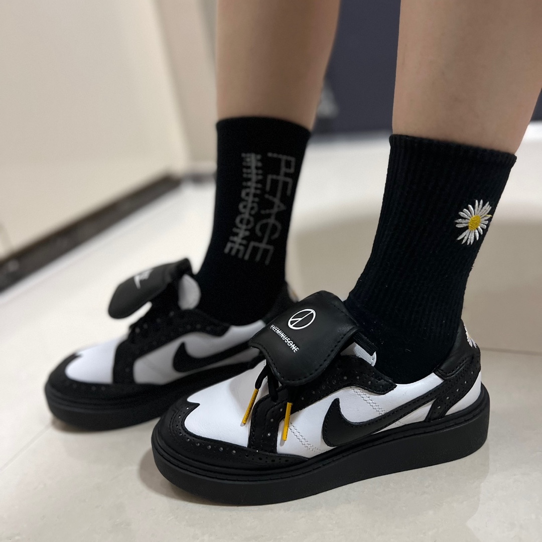 Nike x Peaceminusone Kwondo1 Black and White 착용 스타일 - 4