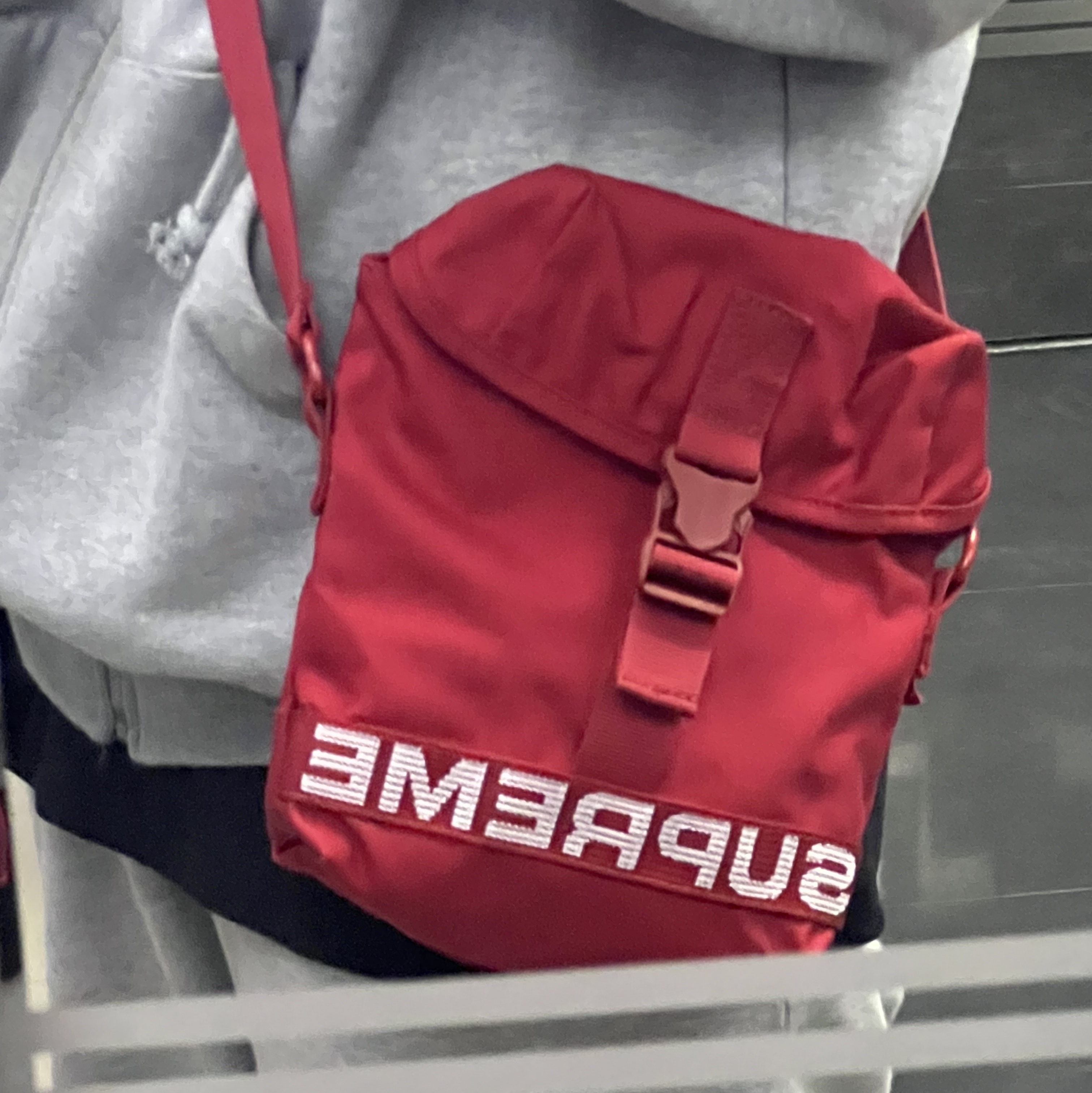 Supreme Field Side Bag Red - 23SS 착용 스타일