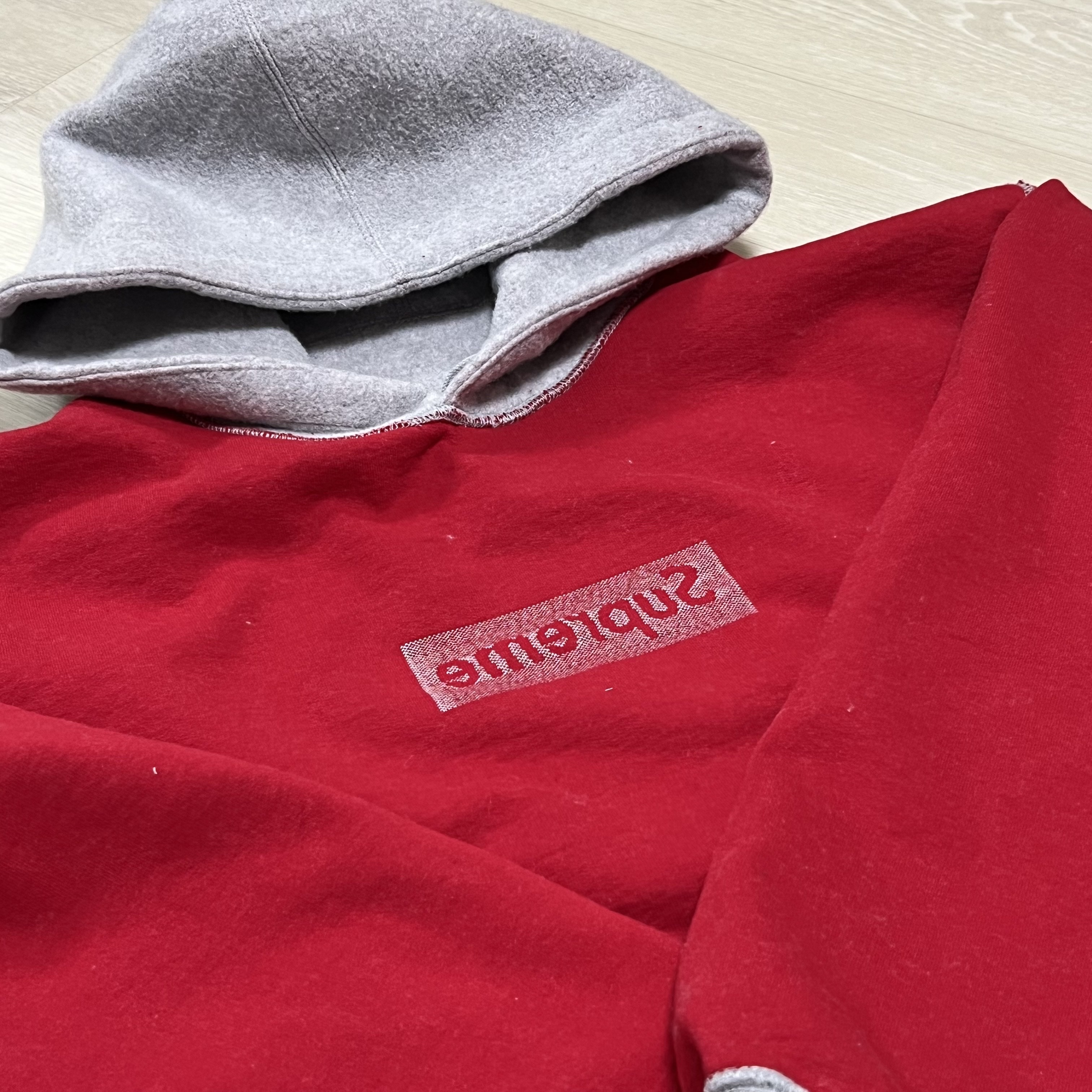 Supreme Inside Out Box Logo Hooded Sweatshirt Heather Grey - 23SS 착용 스타일 - 5