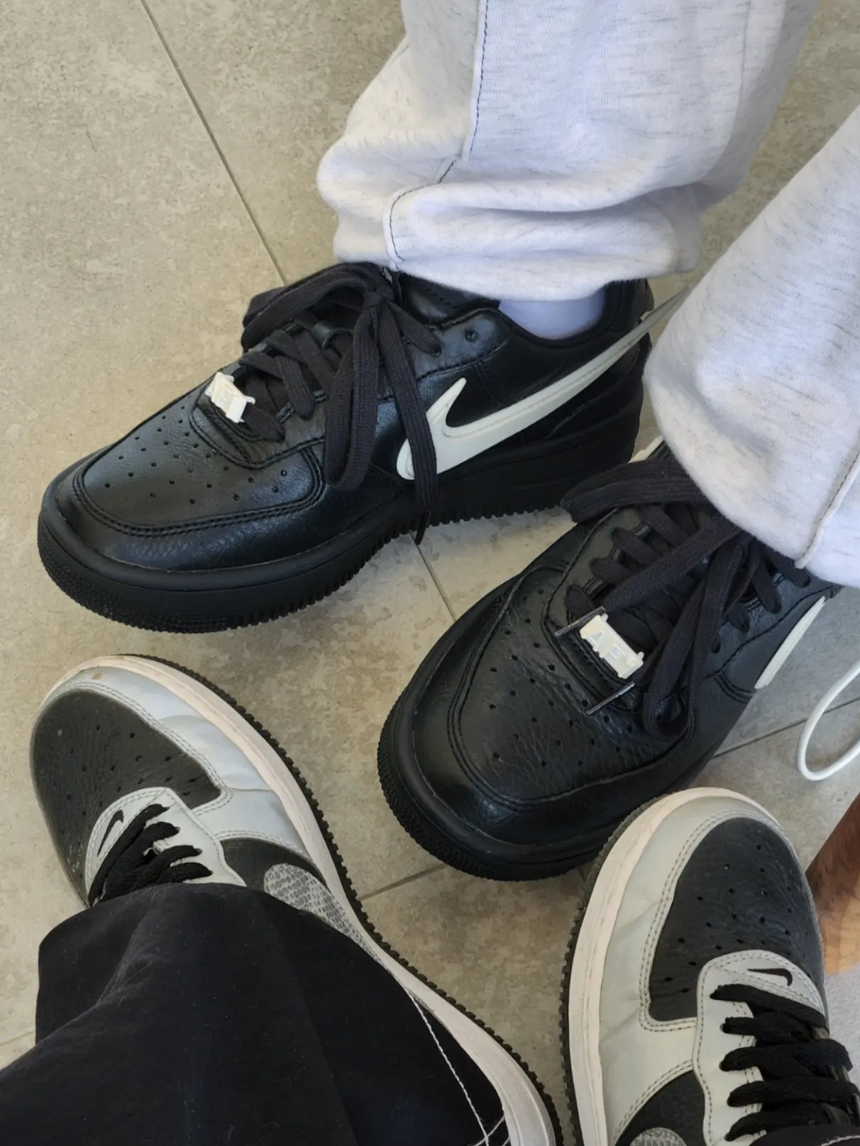 Nike Air Force 1 B Silver Snake, Nike x Ambush Air Force 1 Low SP Black 착용 스타일 - 2